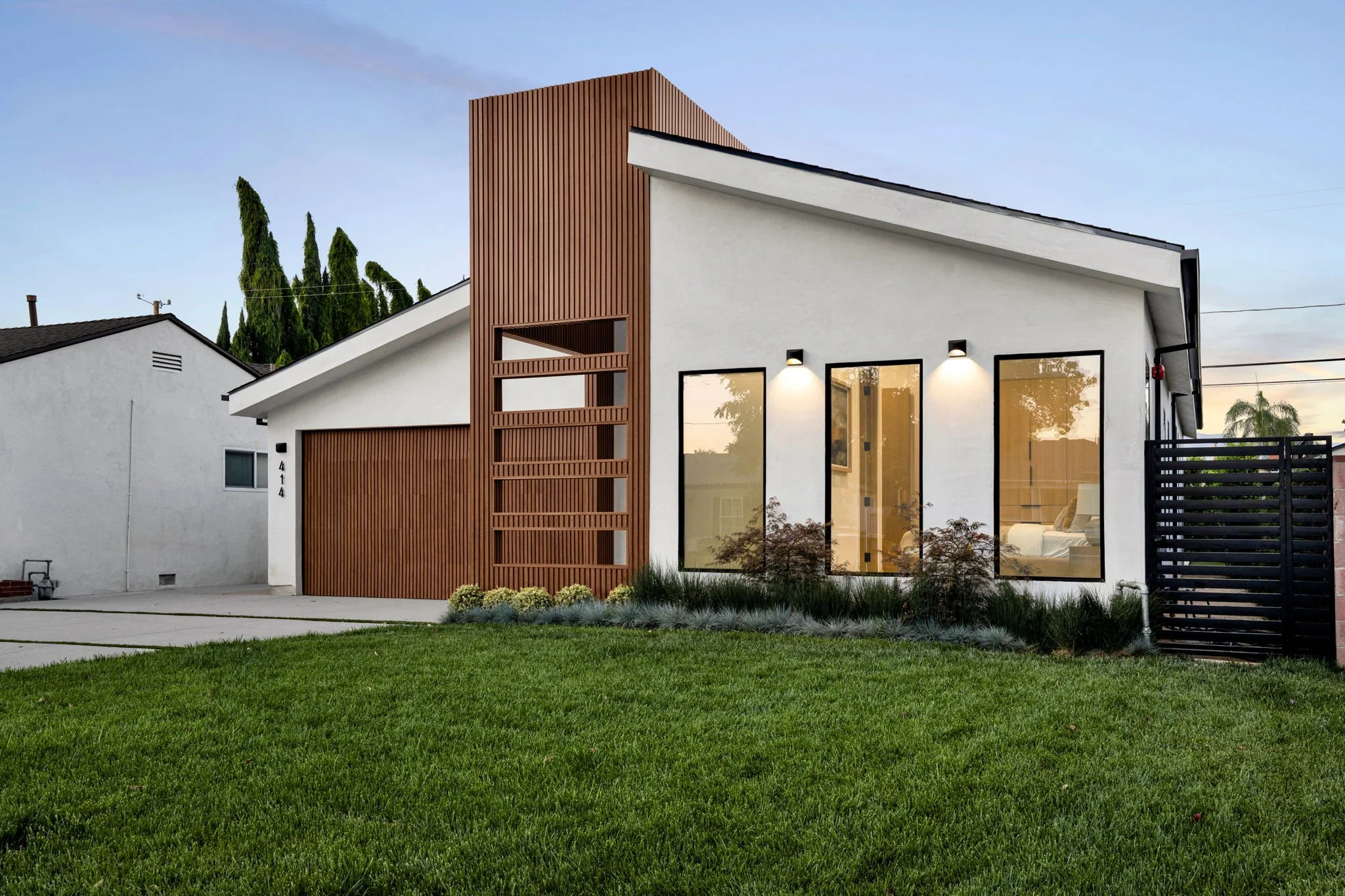 57-web-or-mls-20260521-01-414SOrchardDr-Burbank,CA__65.jpg