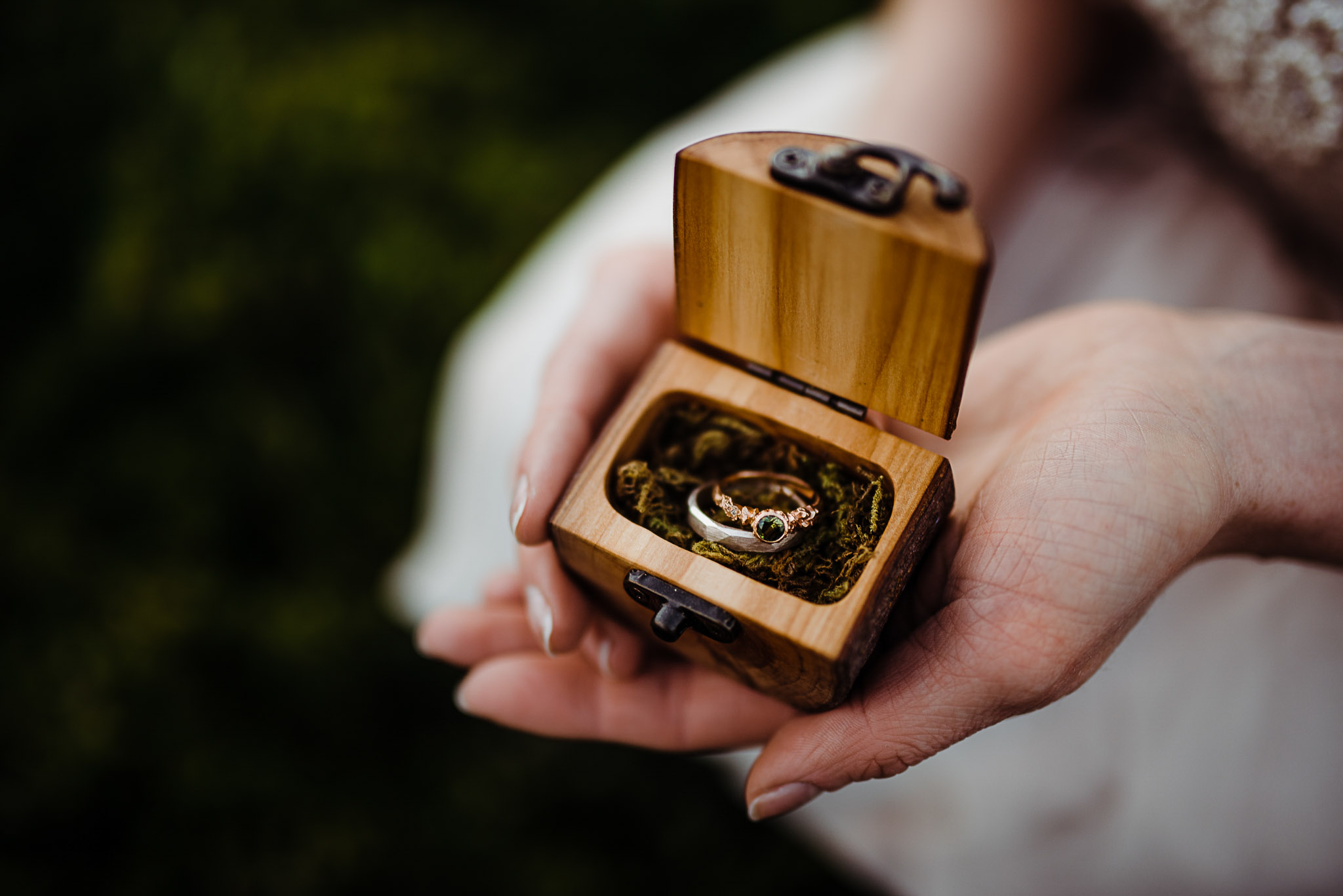 log ring box jaccob mckay