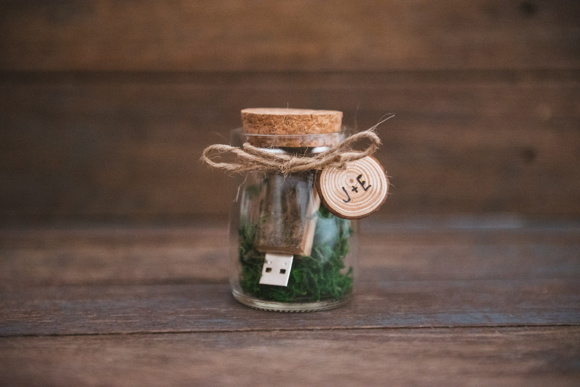 Live Edge USB Flash Drive 001 Jaccob McKay.jpg