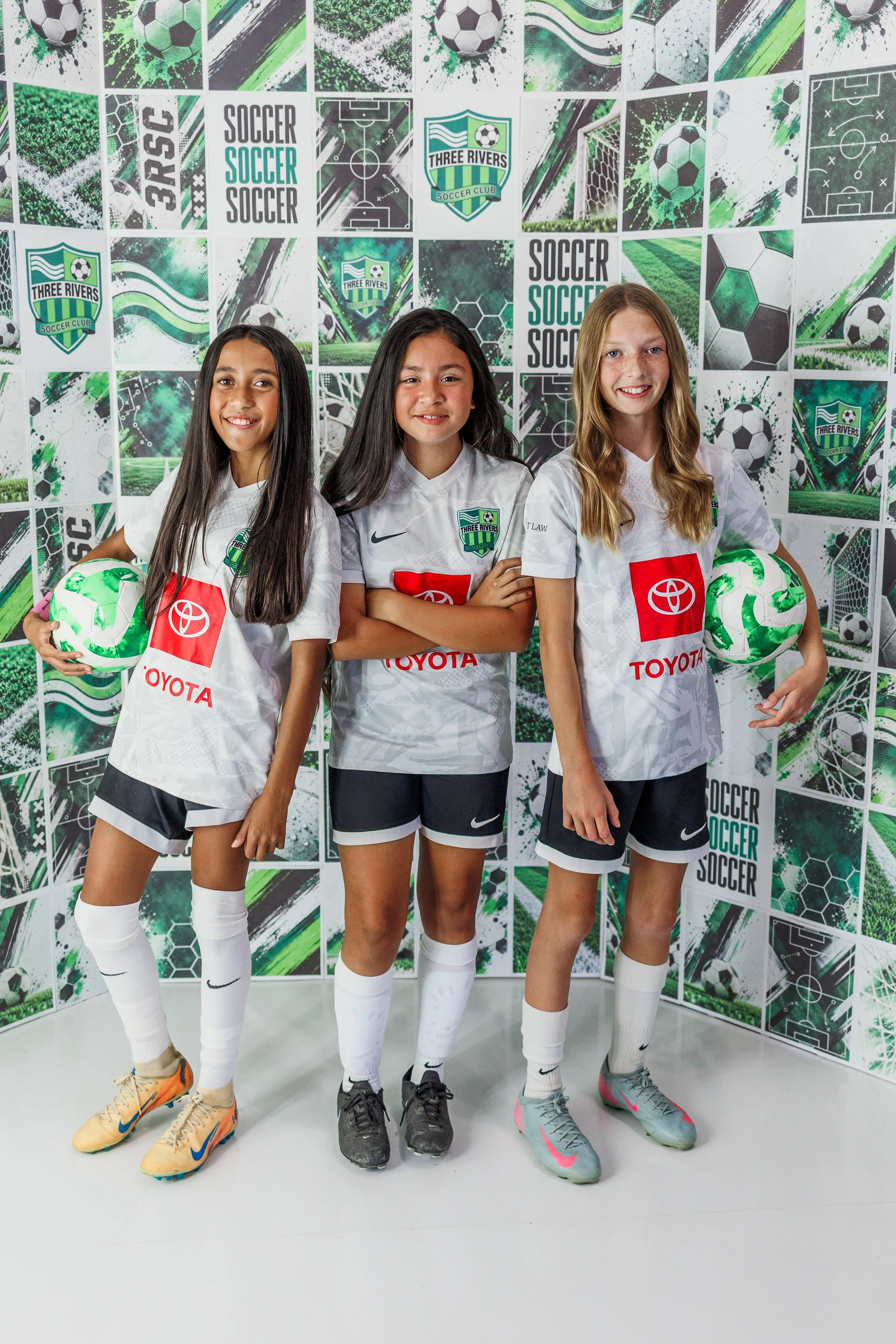 GU12-PAL-114.jpg