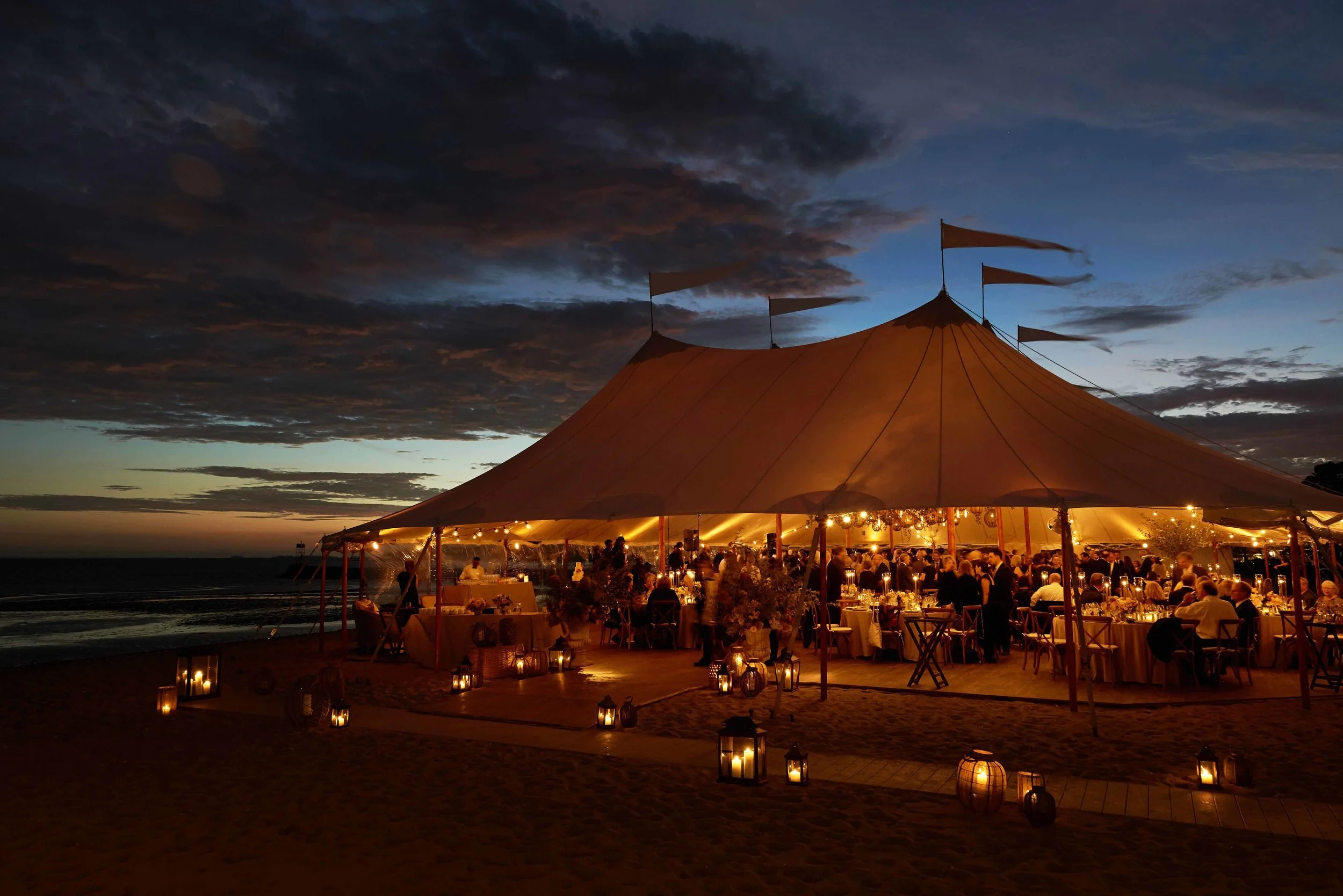 KDJ-Botanica-fairfield-beach-tented-wedding-night.JPG