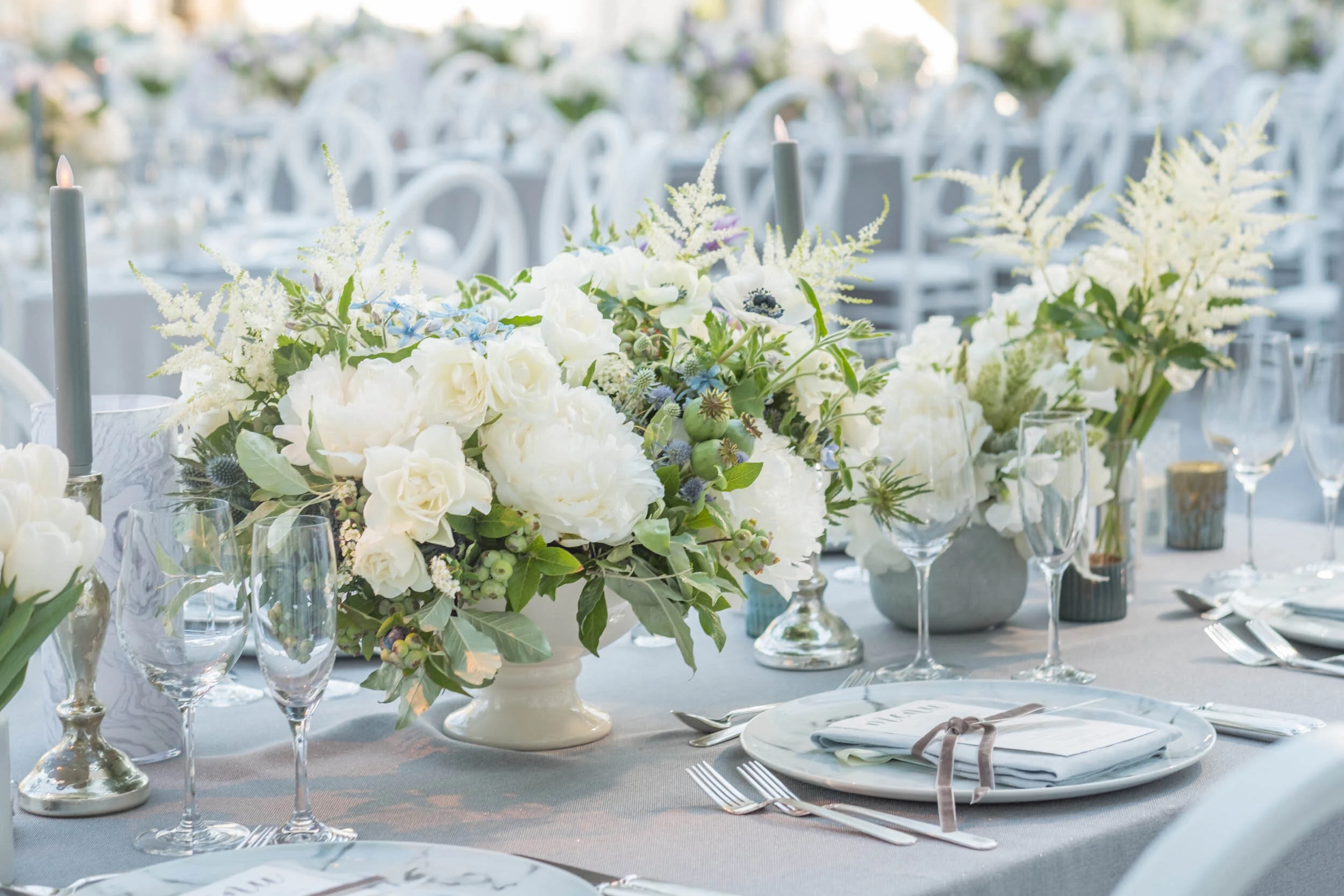 KDJ-Botanica-wedding-tablescape-white-flowers.jpg