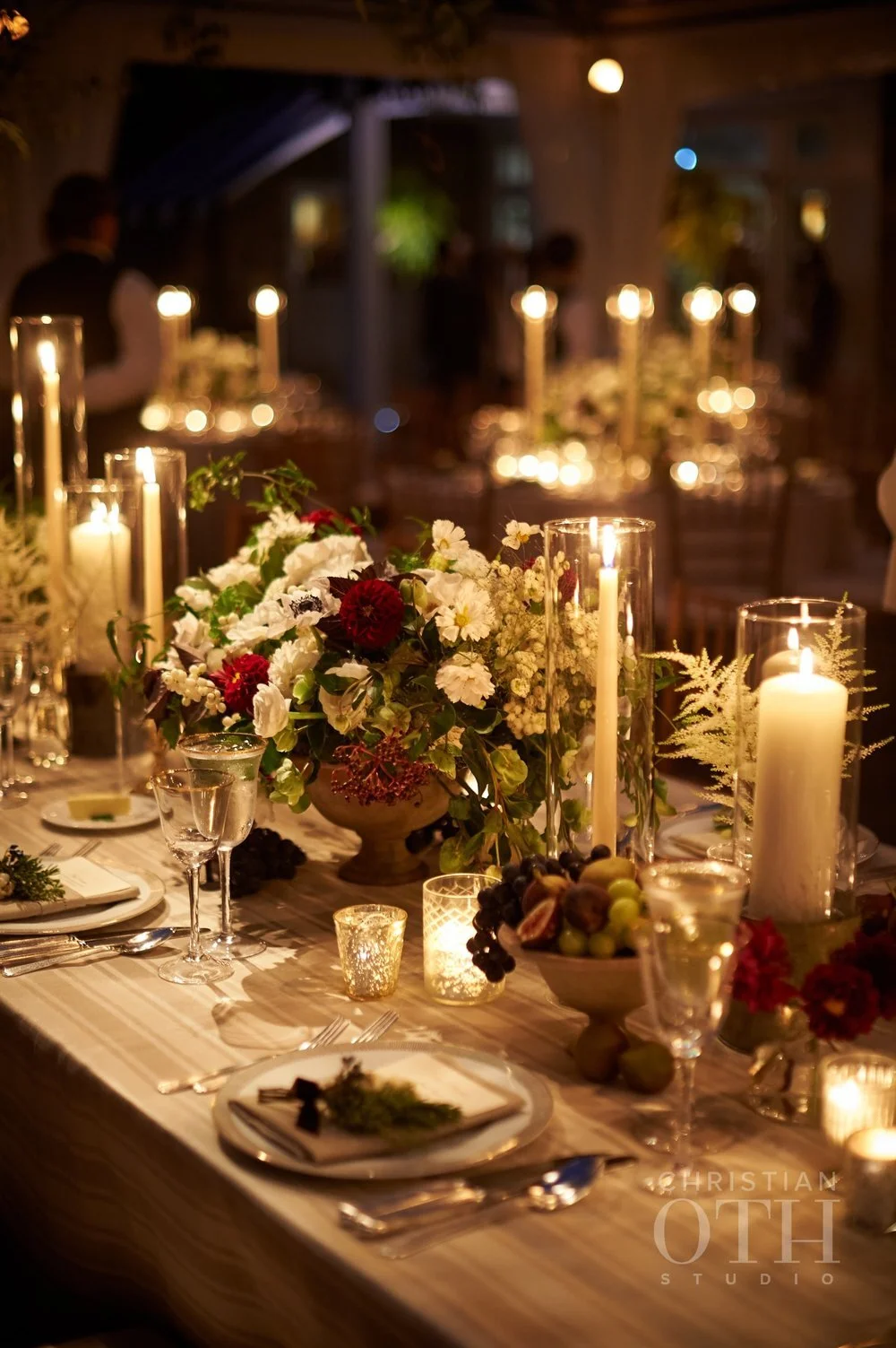 KDJ-Botanica-fall-wedding-candlelit-tabelscape.JPG