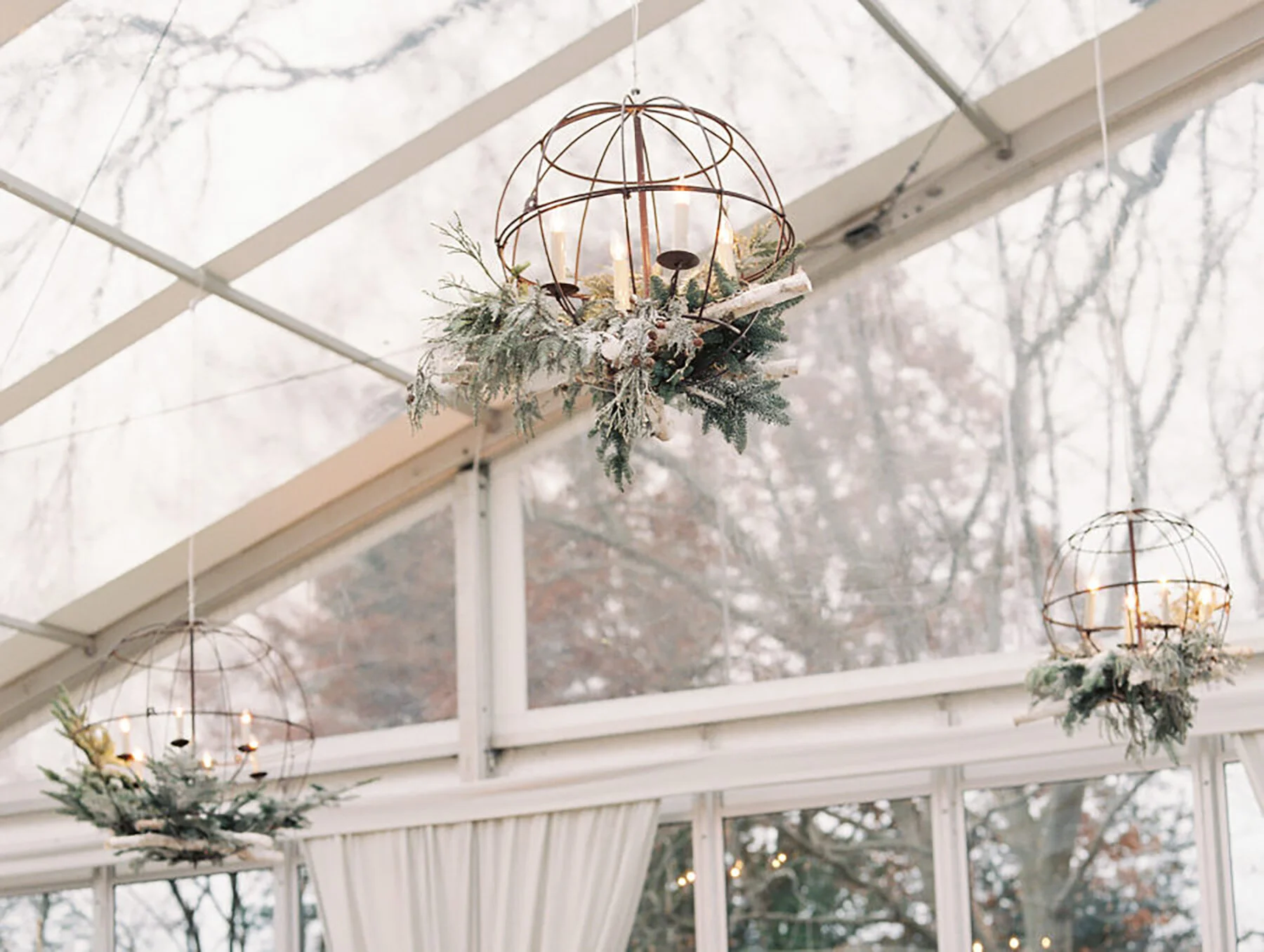 kdj-botanica-greenwich-winter-wedding-snowy-chandeliers.jpg