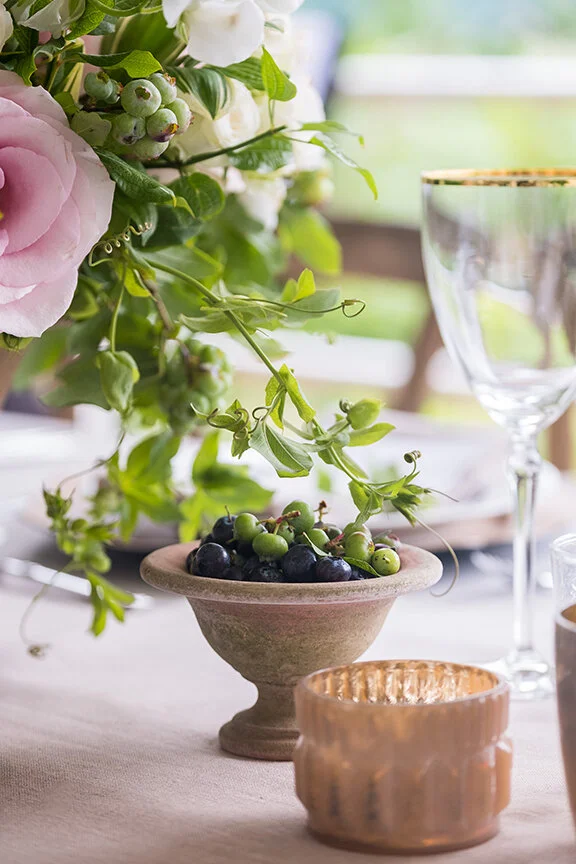 kdj-botanica-darien-garden-wedding-blueberries.jpg