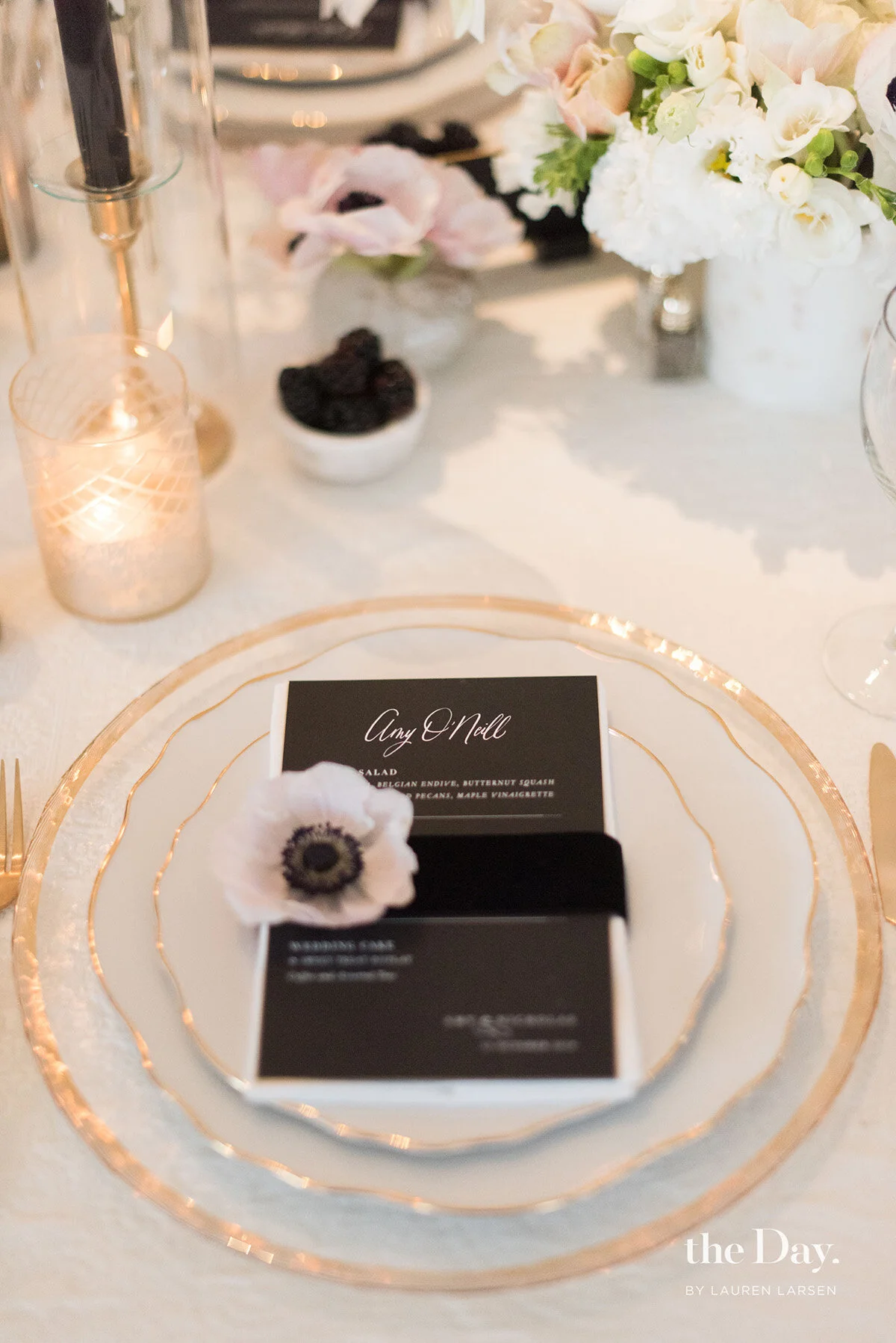 kdj-botanica-Belle-Haven-Club-Wedding-place-setting.jpg