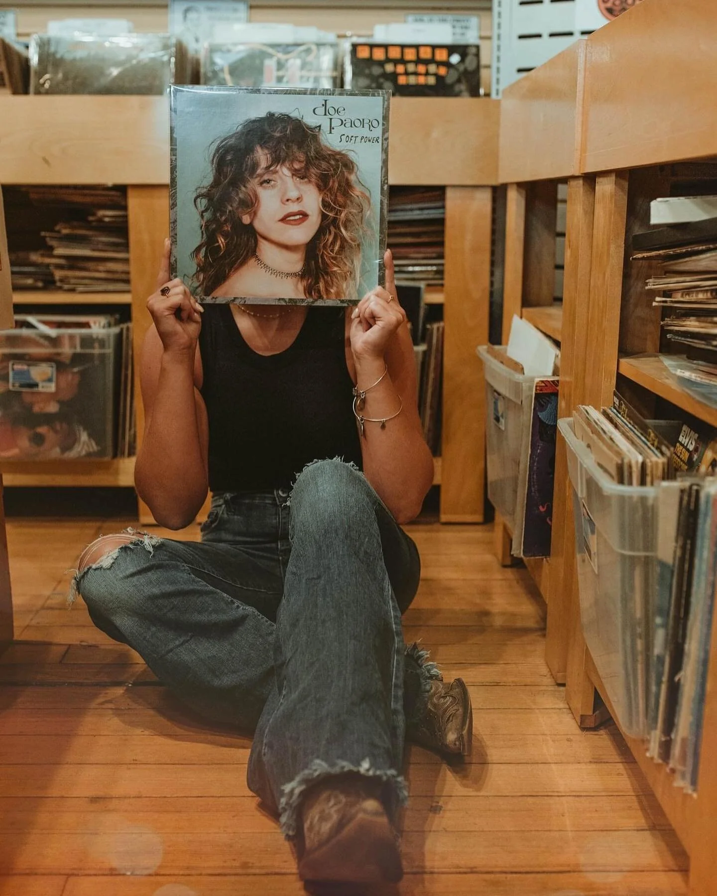 Some fun photos we did at the music shop! 
.
.
.
.
.
.

#seniorportraits #seniorphotography #seniorportraitphotographer #nebraskaseniorphotographer