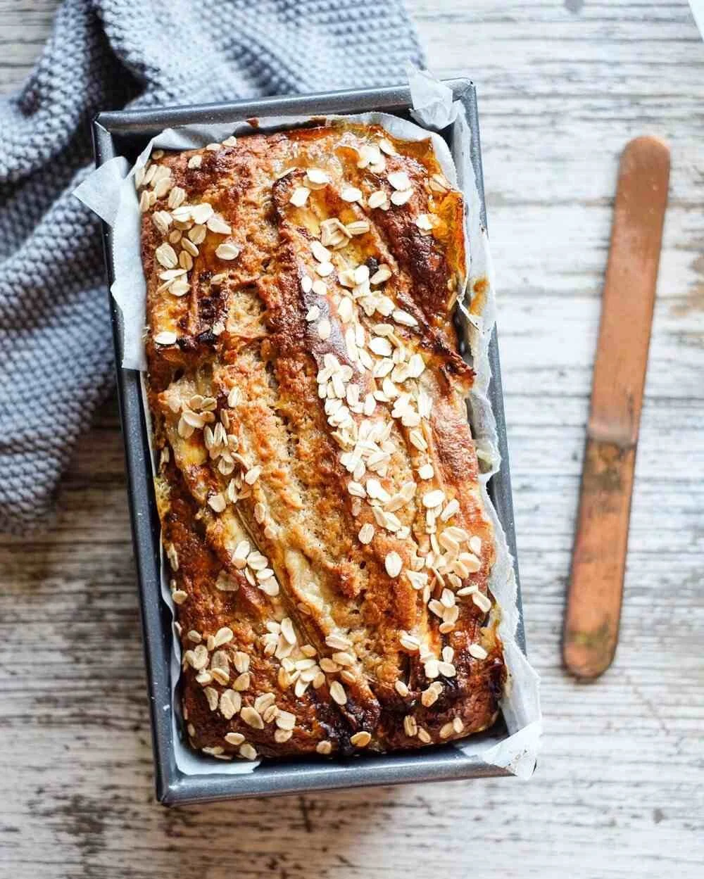 Healthy Honey and Oat Banana Bread