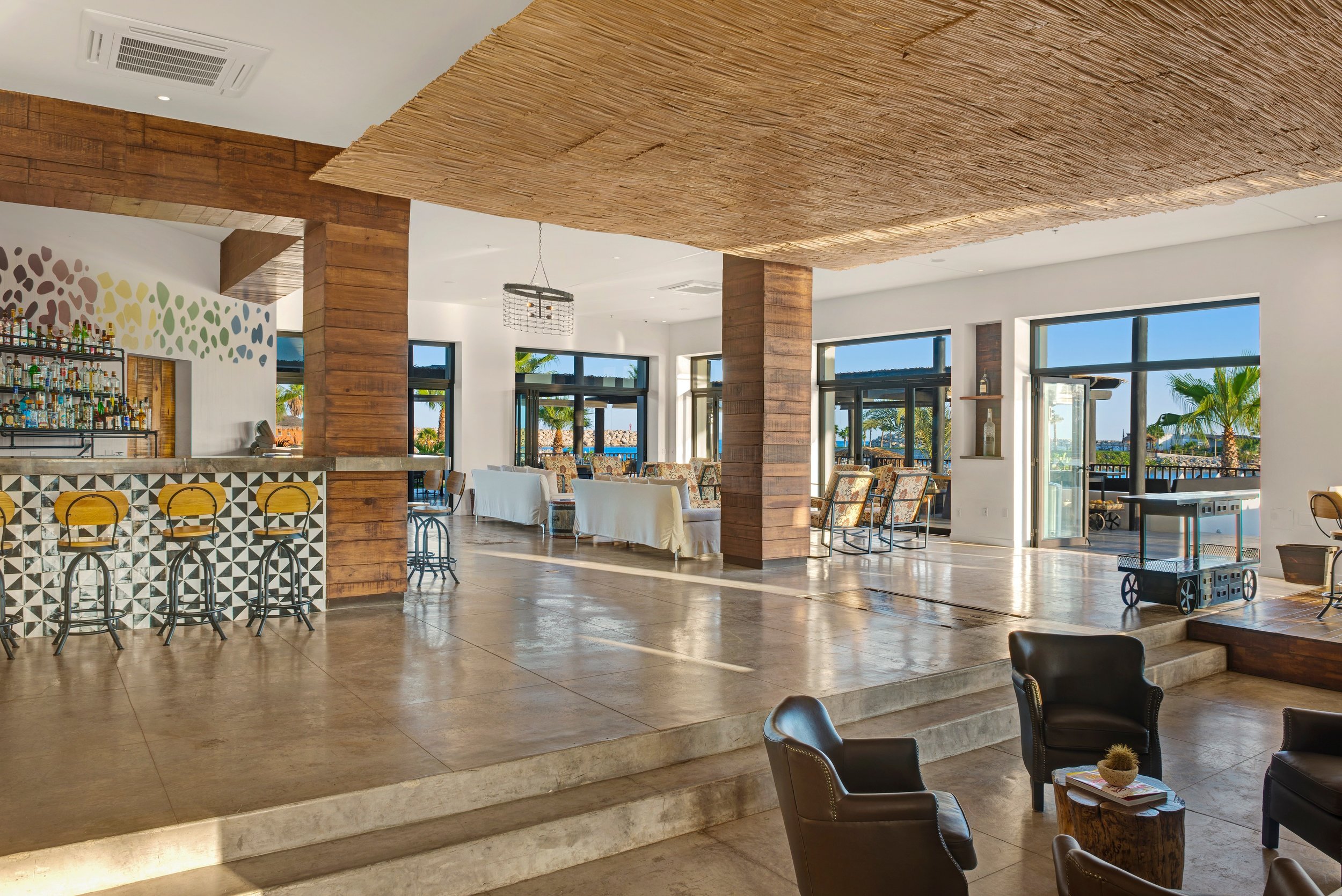 Downstairs Lobby Bar-4K.jpg