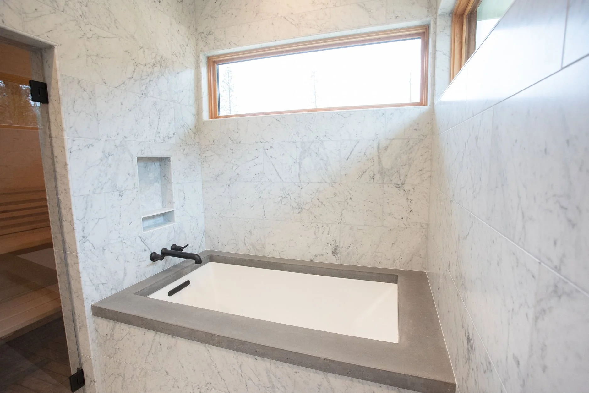 Royer Bath 2.jpg