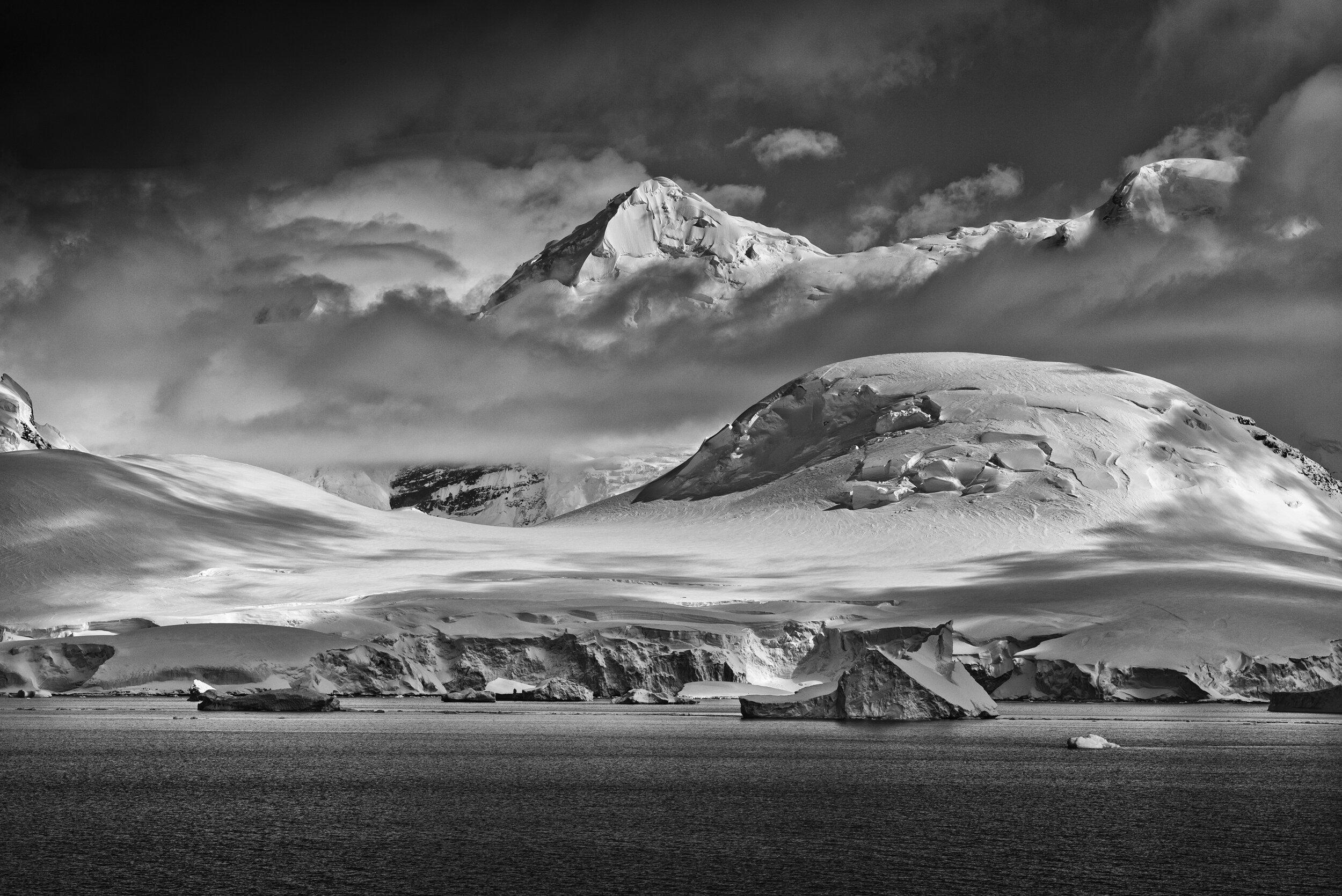 manuel_uebler_antarctica_bw_008.jpg