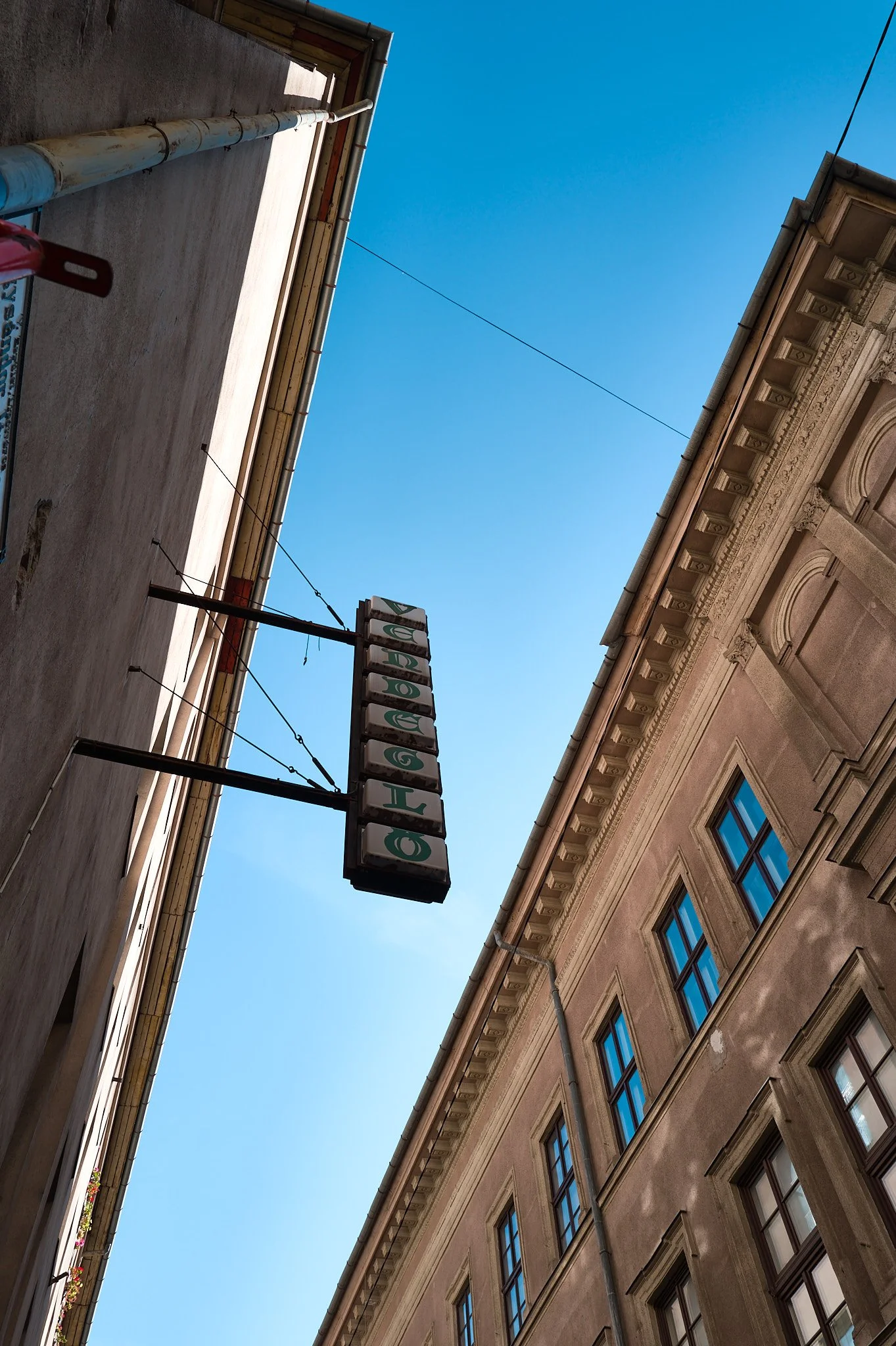 L1000485.jpg