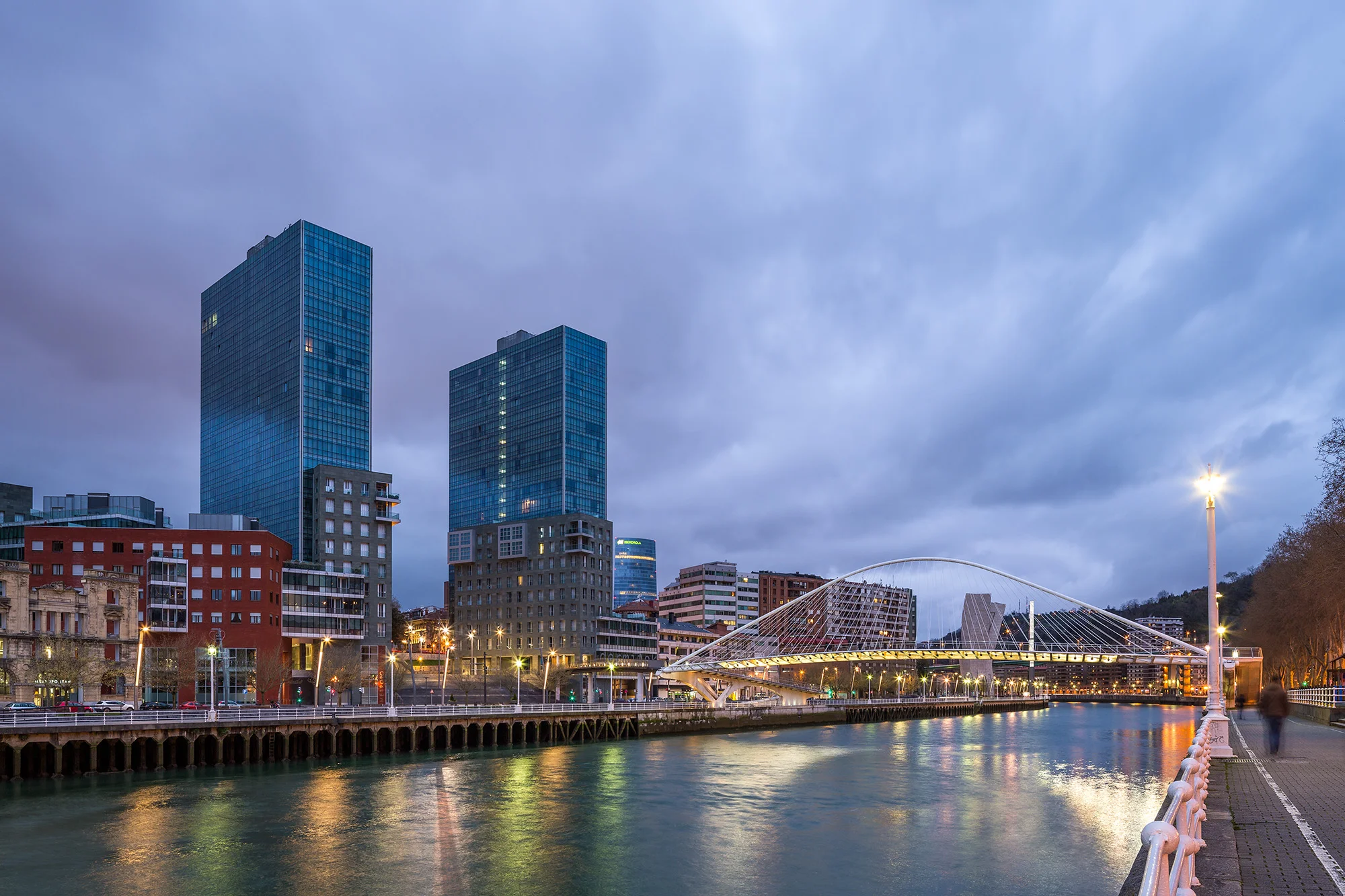 TORRES ISOZAKI, BILBAO