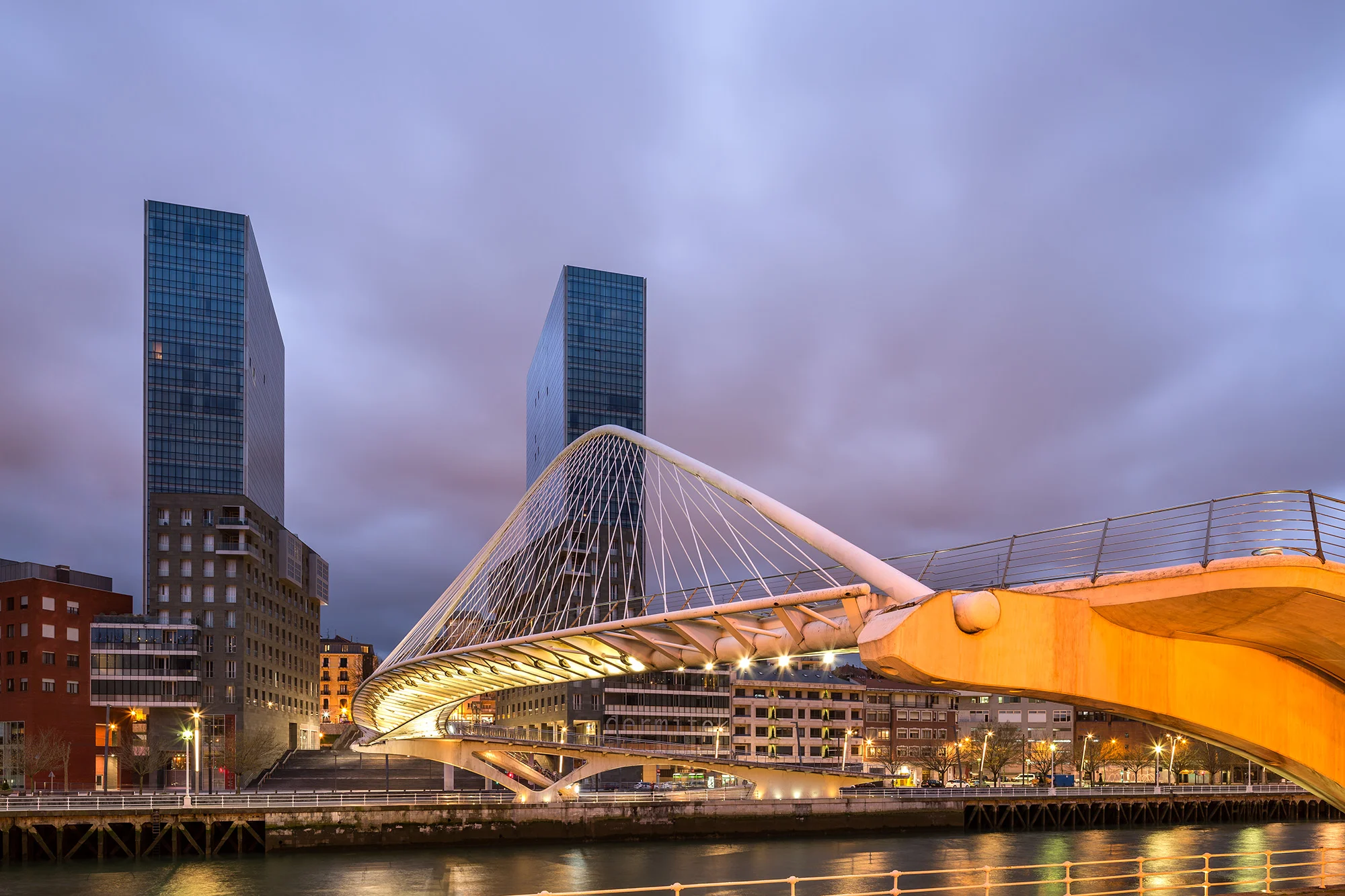 TORRES ISOZAKI