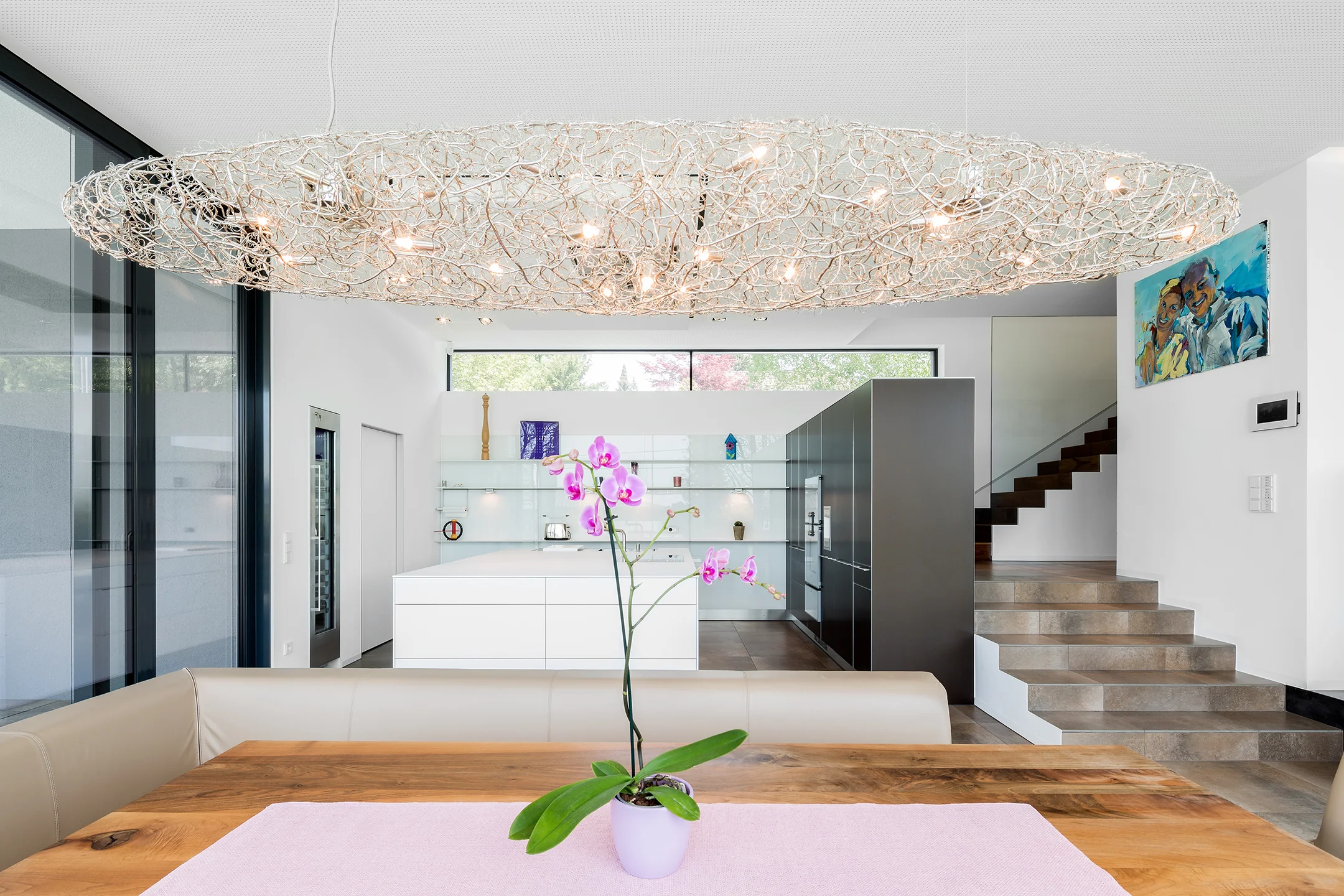 HAUS T.