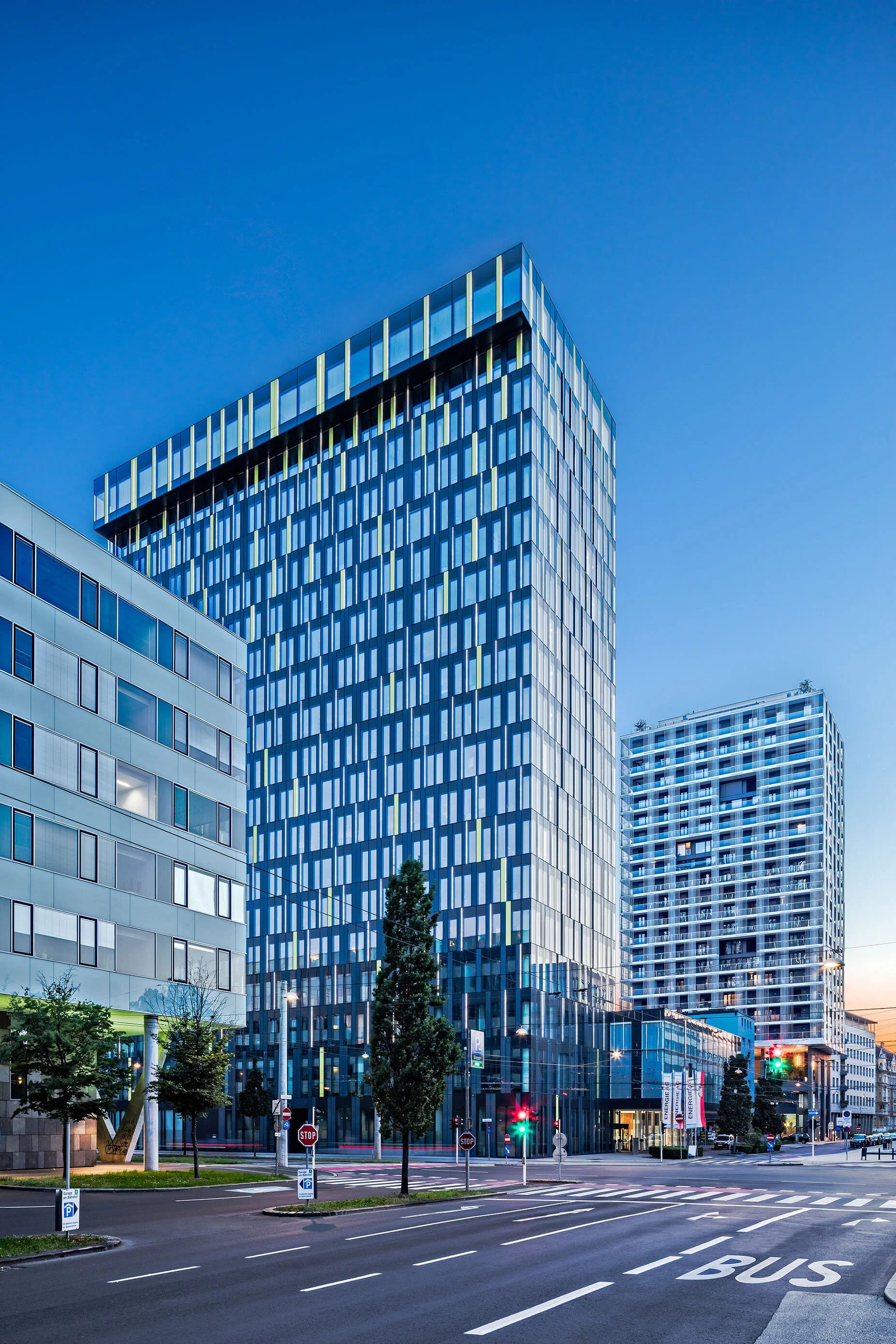 POWER TOWER LINZ