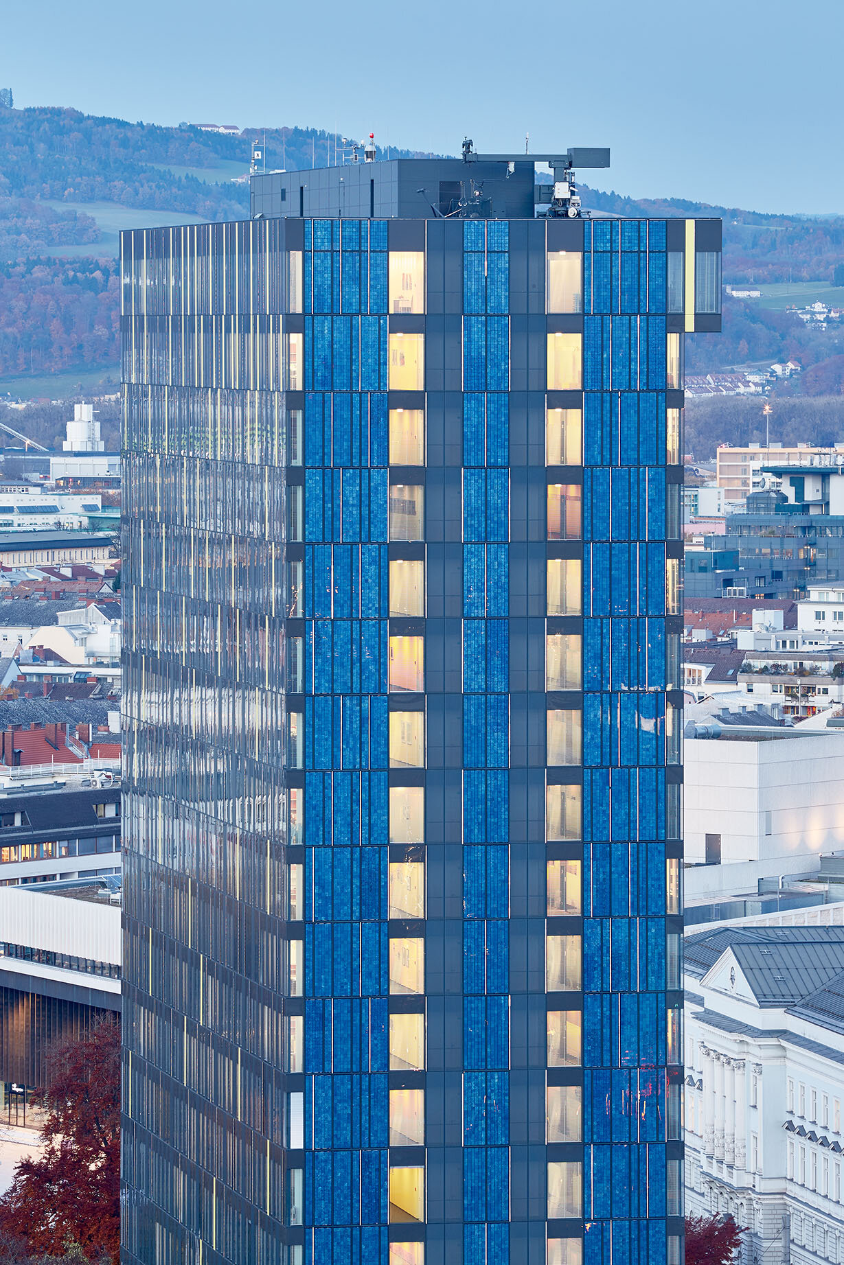 POWER TOWER LINZ