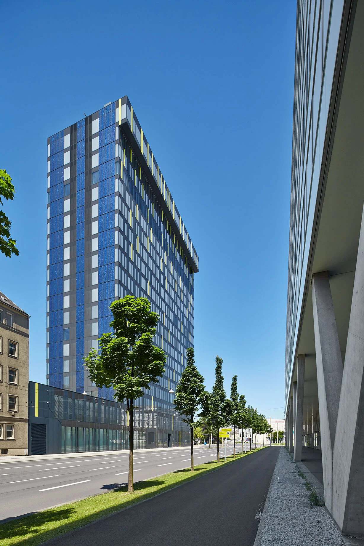 POWER TOWER LINZ