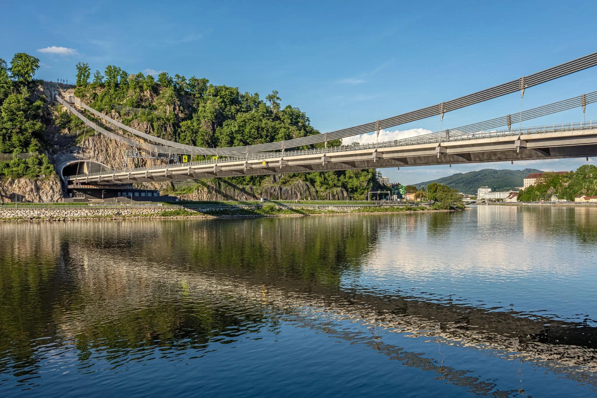 DONAUTALBRÜCKE LINZ