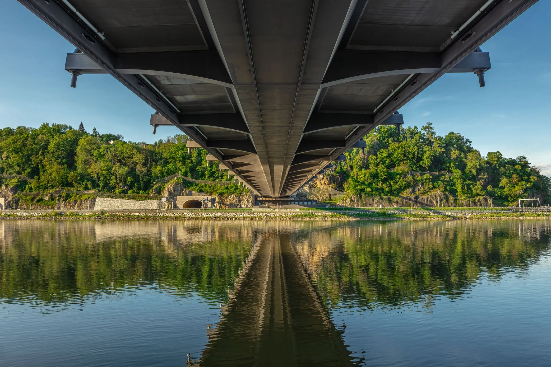 DONAUTALBRÜCKE LINZ