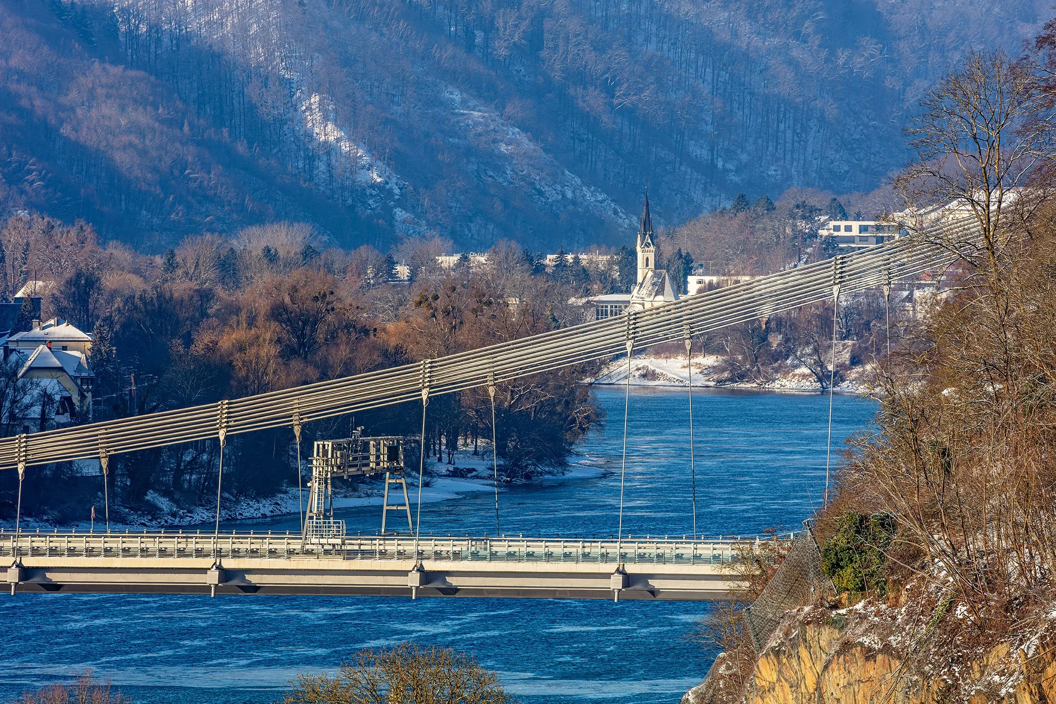 DONAUTALBRÜCKE LINZ
