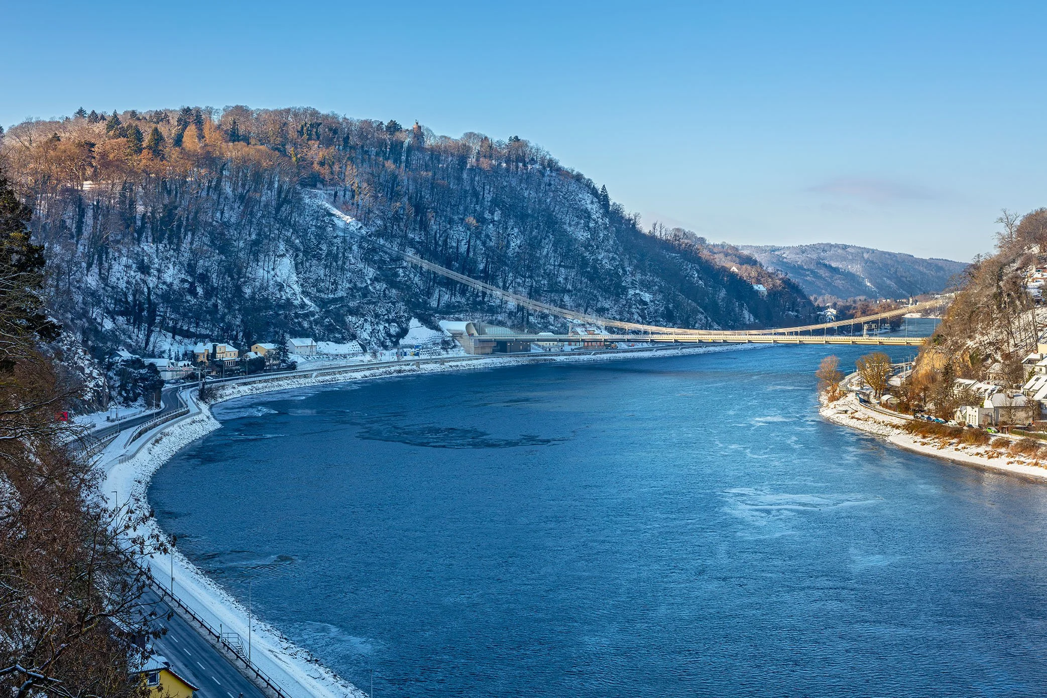DONAUTALBRÜCKE LINZ