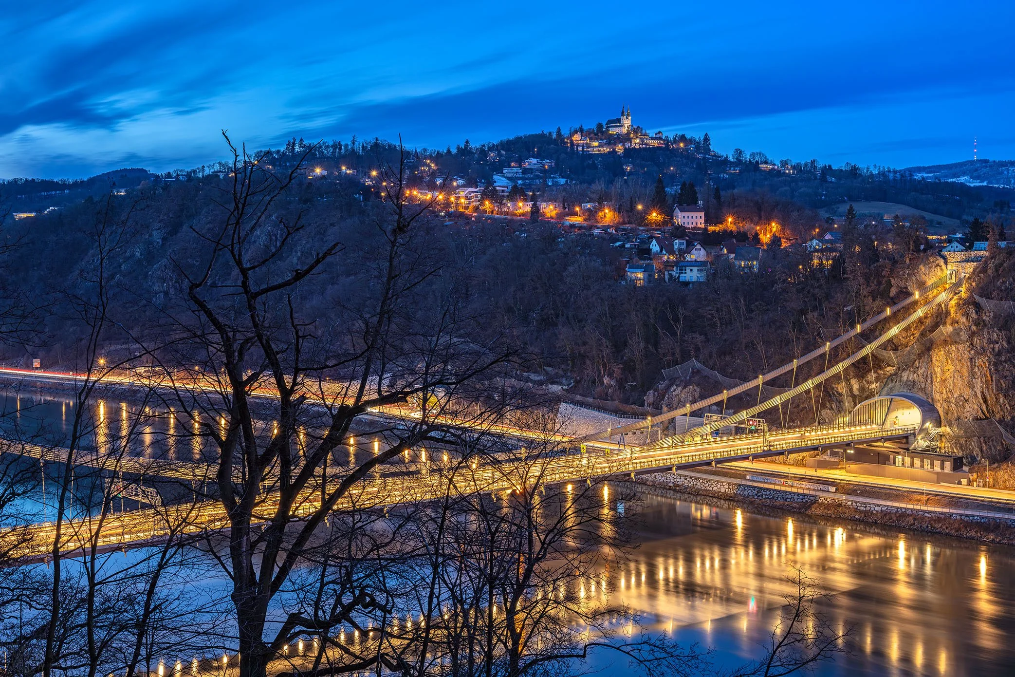 DONAUTALBRÜCKE LINZ