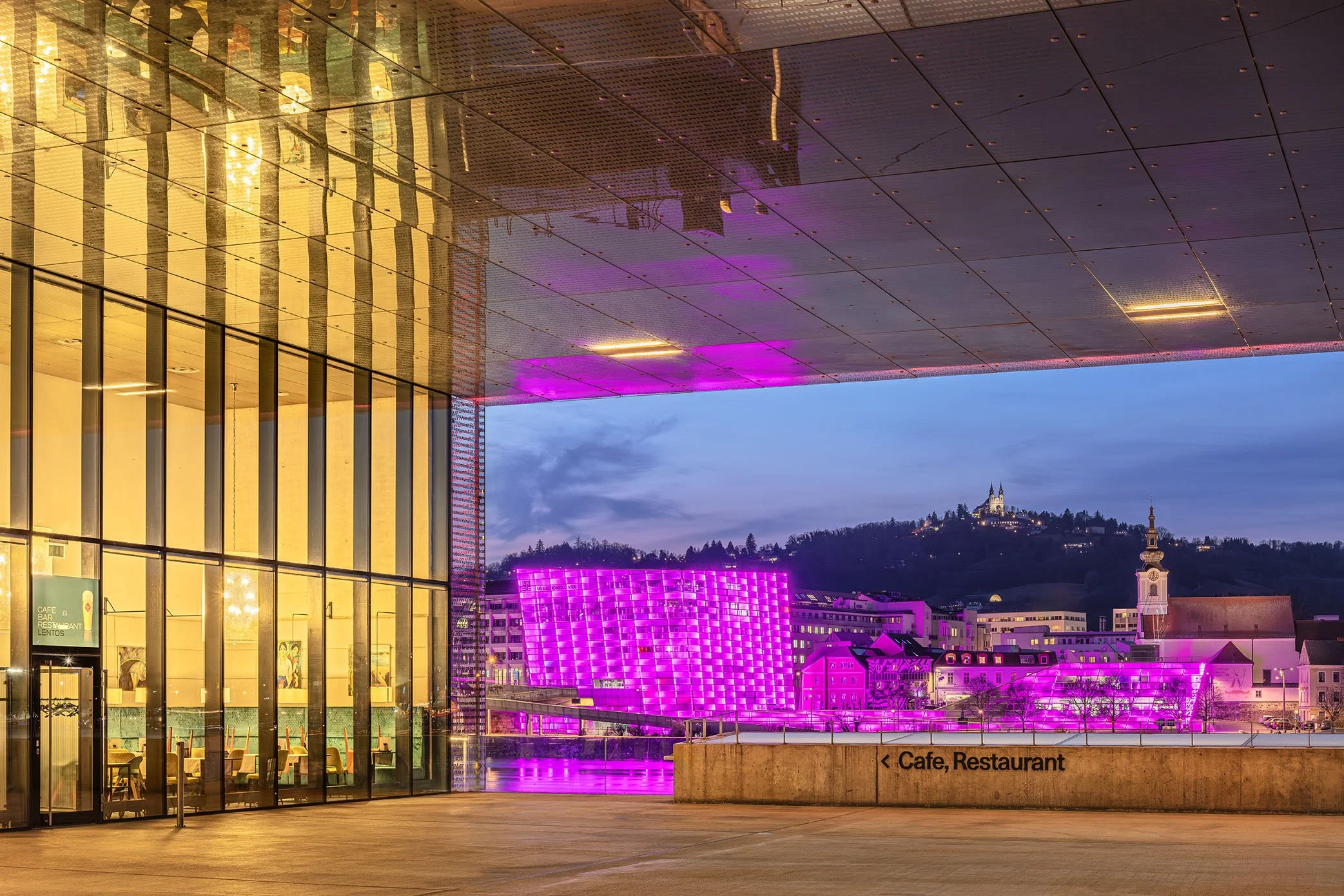 ARS ELECTRONICA CENTER