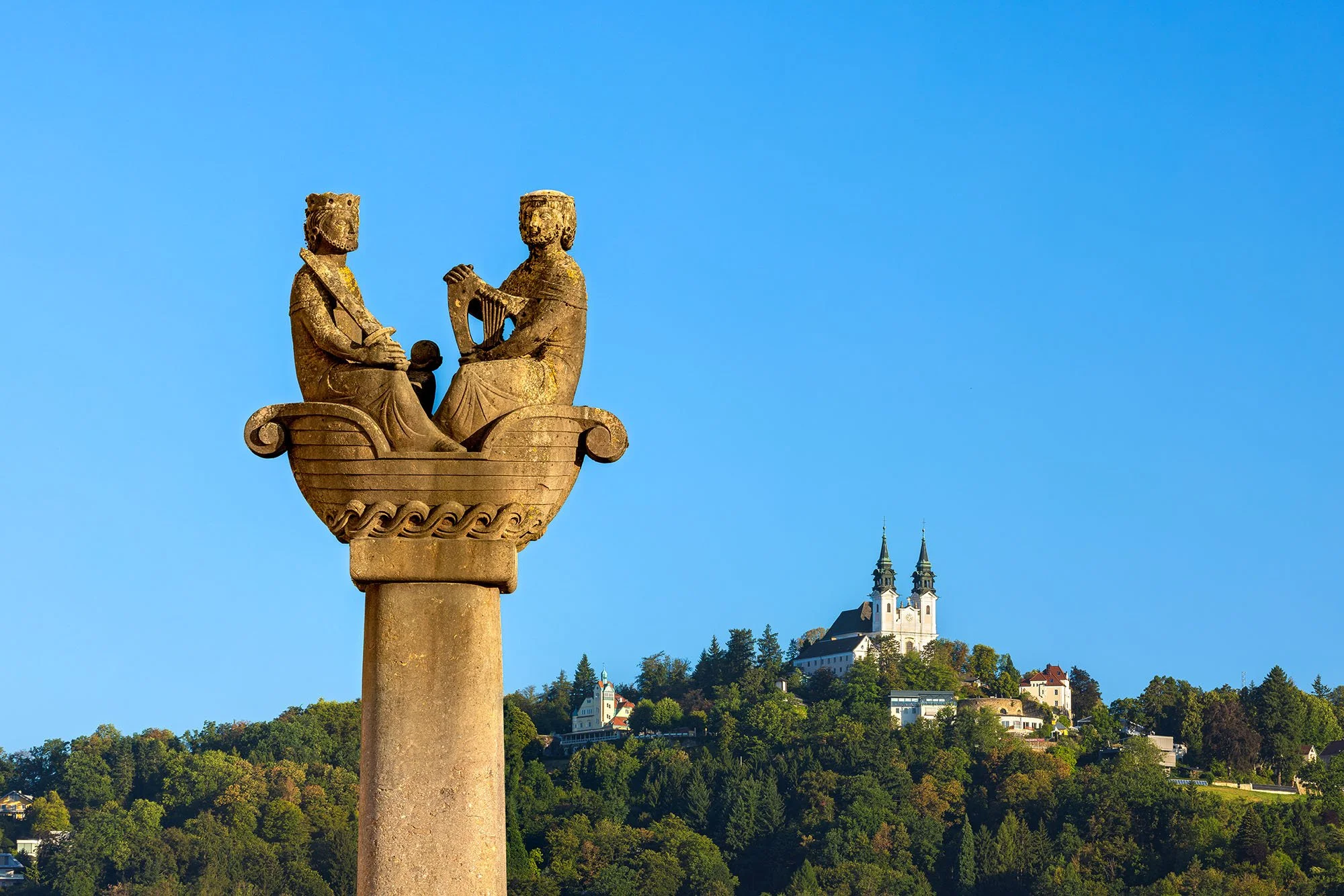 NIBELUNGENSCHIFF BEIM SCHLOSSMUSEUM, LINZ