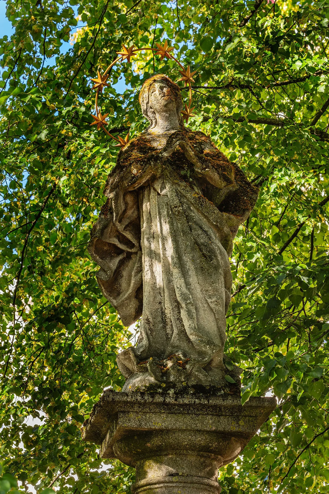 MARIENSÄULE AM KREUZWEG