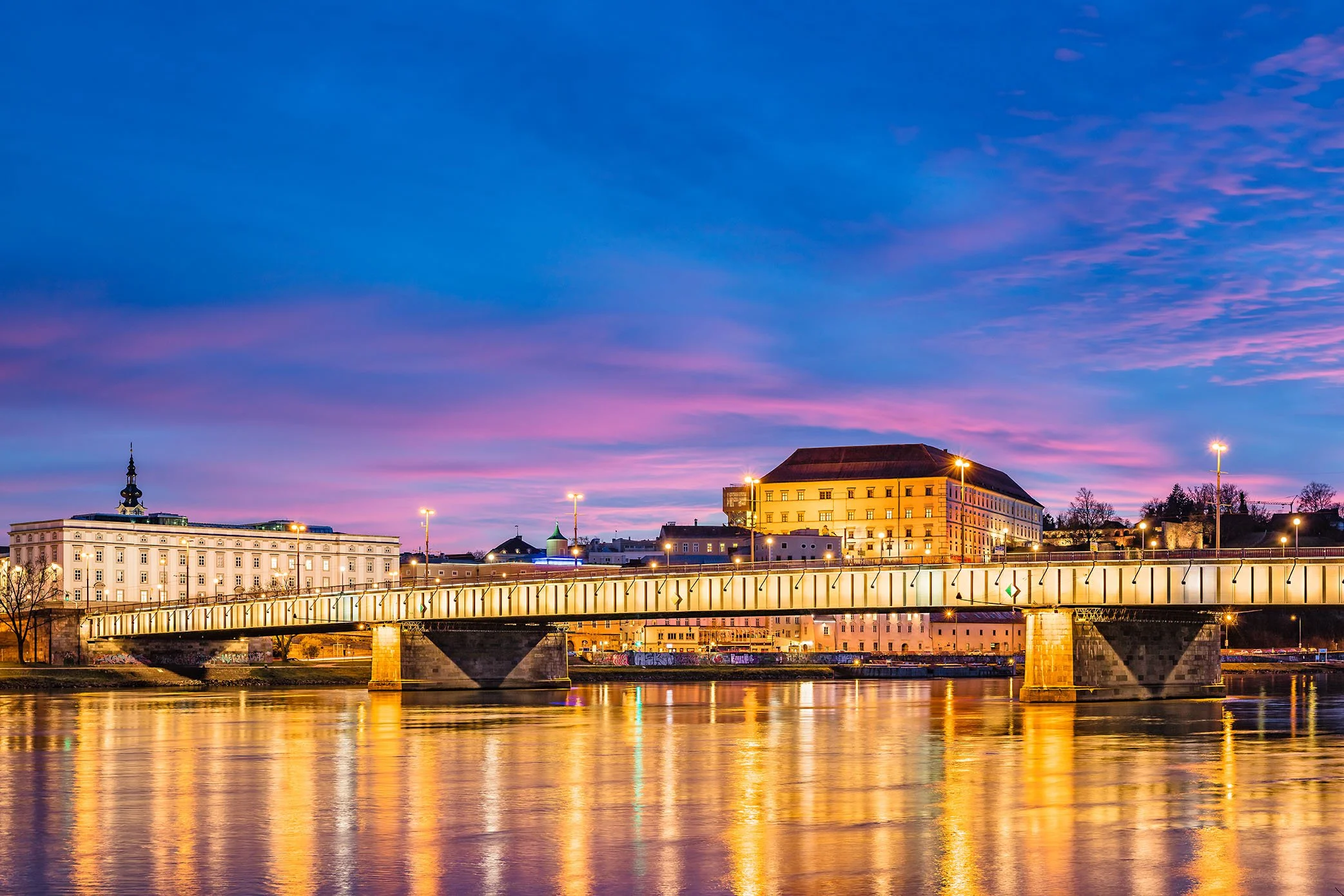 SCHLOSSMUSEUM LINZ