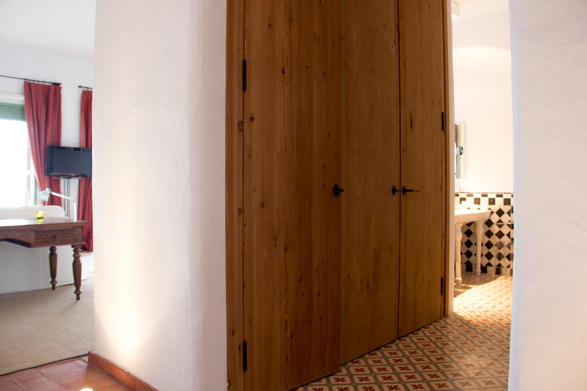 #7_Ananda_Mega_Suite_5.jpg