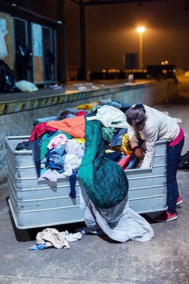 Austria / Burgenland / Nickelsdorf / 20.09.2015 / In Nickelsdorf thousands of refugees have arrived on Monday again. With additional protection seekers is expected, at the same time the further transport to other parts of Austria is already underway.