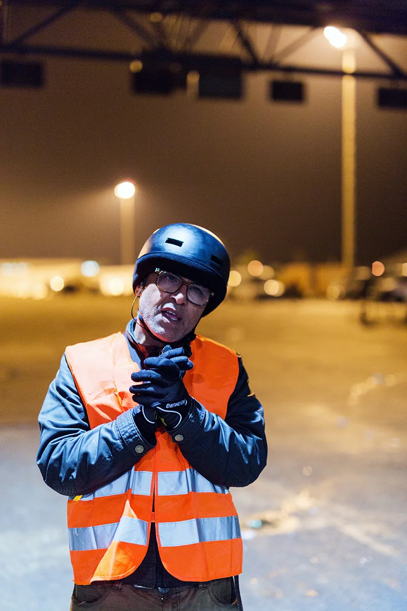 Austria / Burgenland / Nickelsdorf / 20.09.2015 / In Nickelsdorf thousands of refugees have arrived on Monday again. With additional protection seekers is expected, at the same time the further transport to other parts of Austria is already underway.
