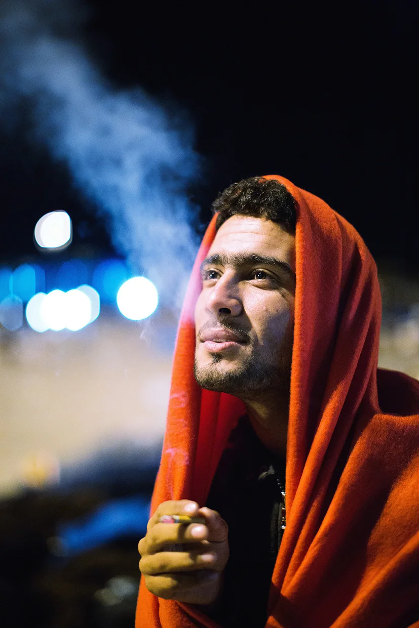 Austria / Burgenland / Nickelsdorf / 20.09.2015 / In Nickelsdorf thousands of refugees have arrived on Monday again. With additional protection seekers is expected, at the same time the further transport to other parts of Austria is already underway.