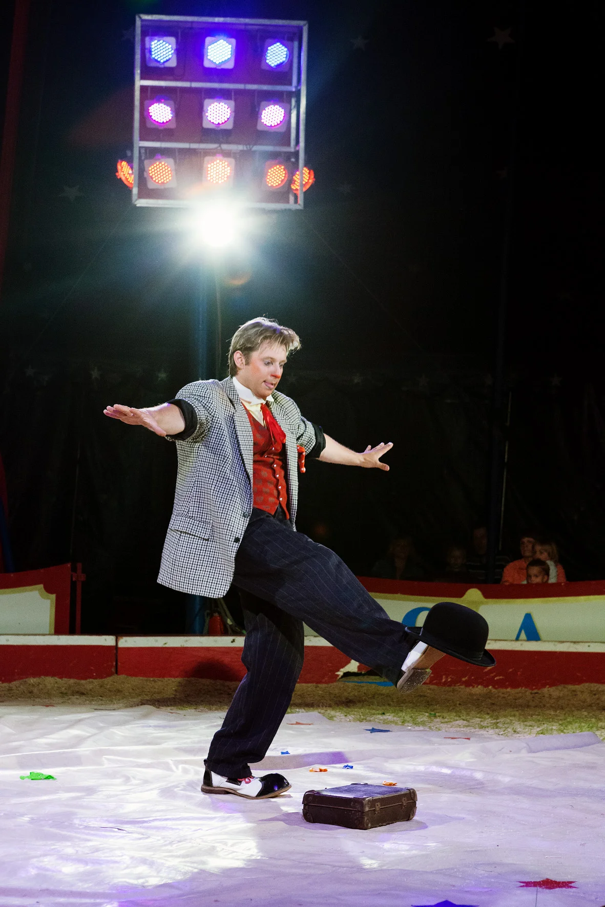 Circus Aros, Austria