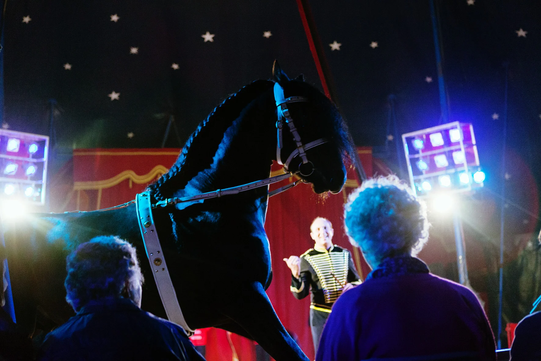 Circus Aros, Austria