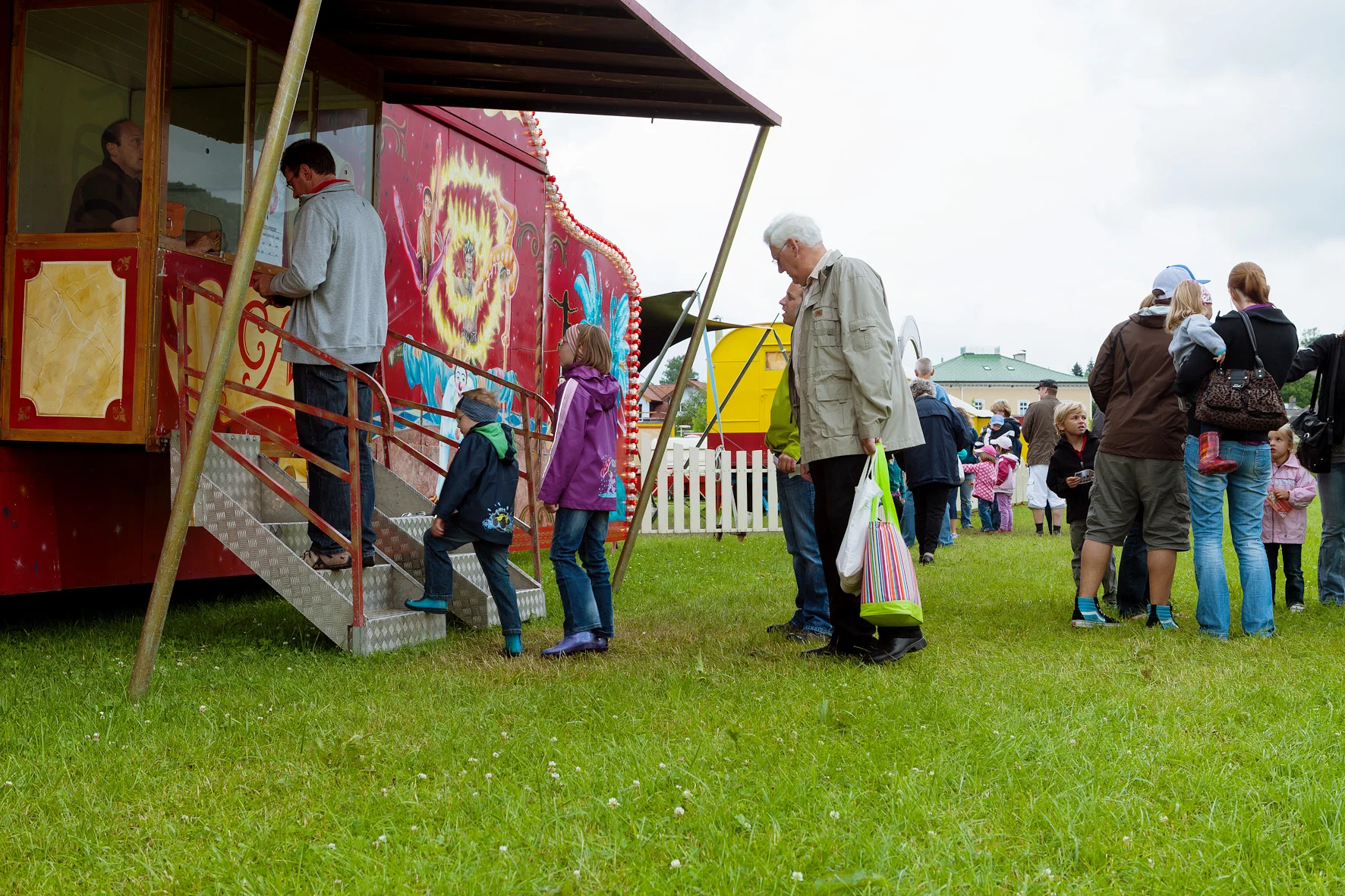 Circus Aros, Austria