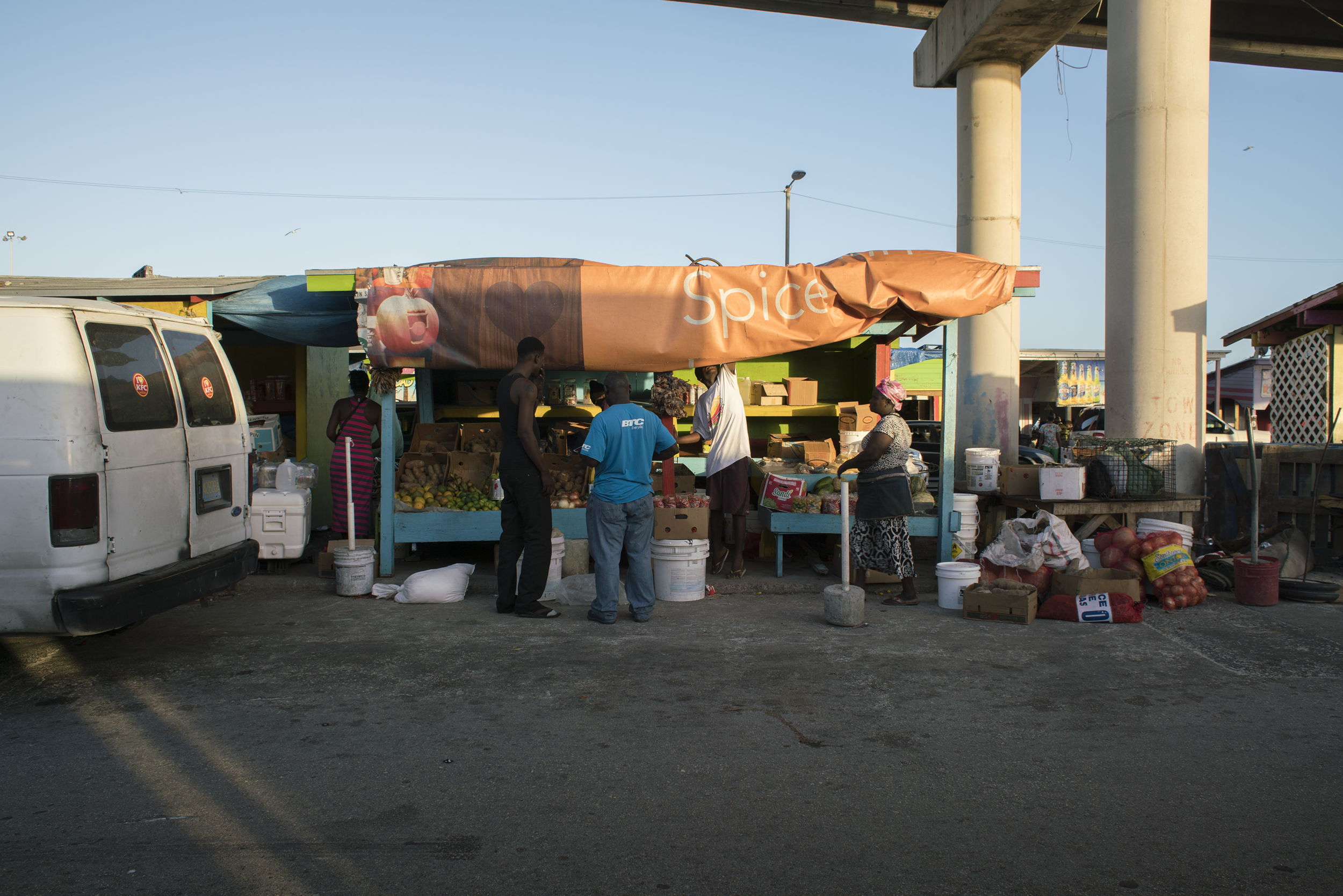Tamika Galanis. “Spice Market, New Providence”, photography, 2015. Image courtesy the artist.