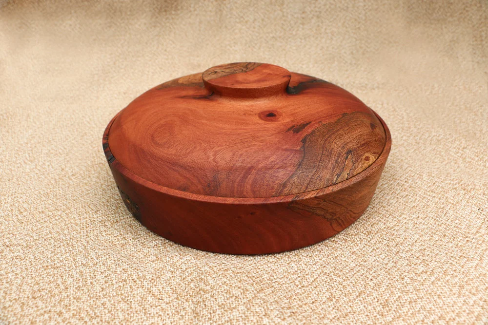 Vessel made from madeira wood by Robin Hardy, 2017 (Photo by Keisha Oliver)