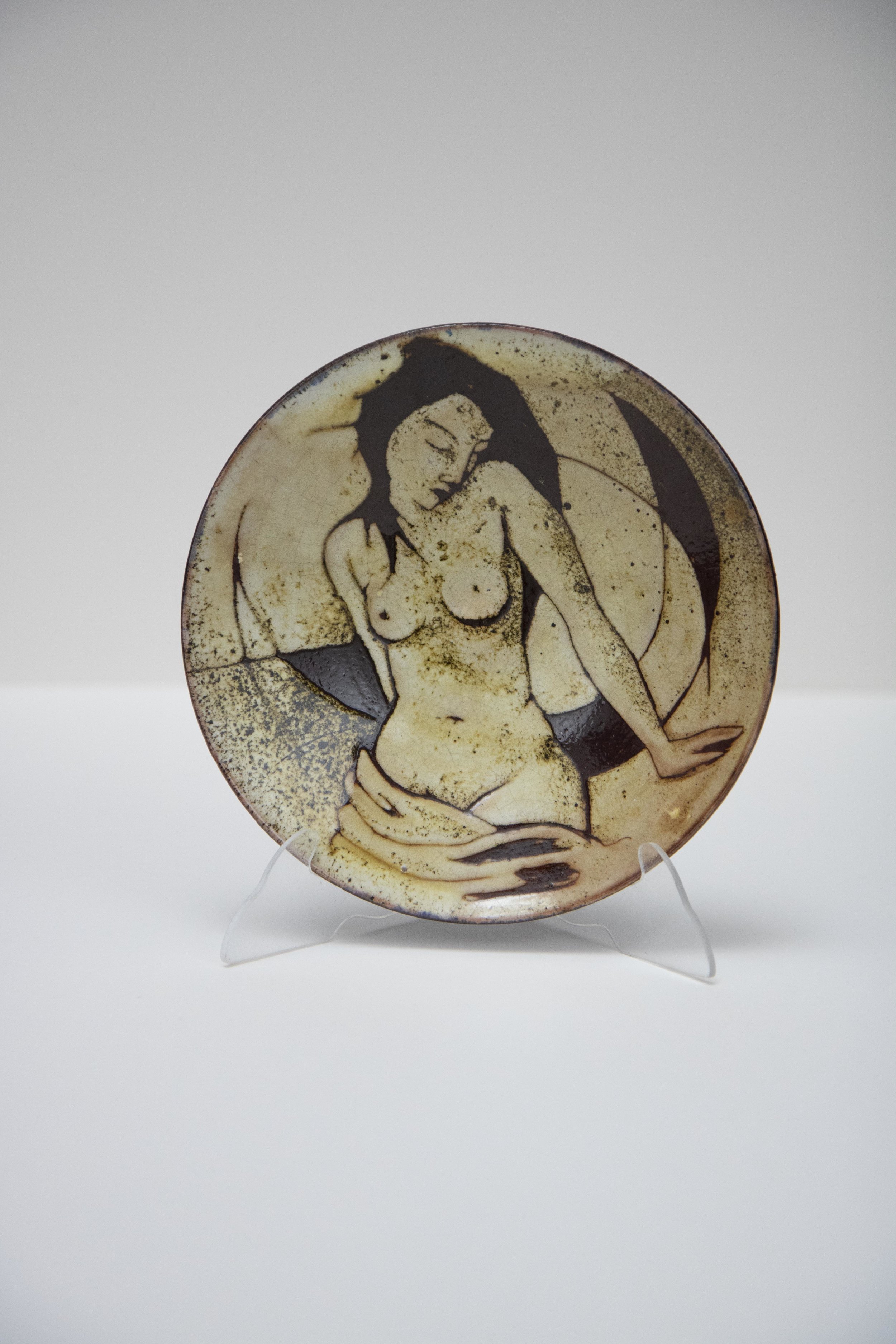 “Untitled (Nude Woman)” (1959), Produced at the Chelsea Pottery, ceramic, 8¼ diameter. Part of the National Collection, generously donated by Marysa Malone after the R. Brent Malone Retrospective “Reincarnation” from 2015-16.