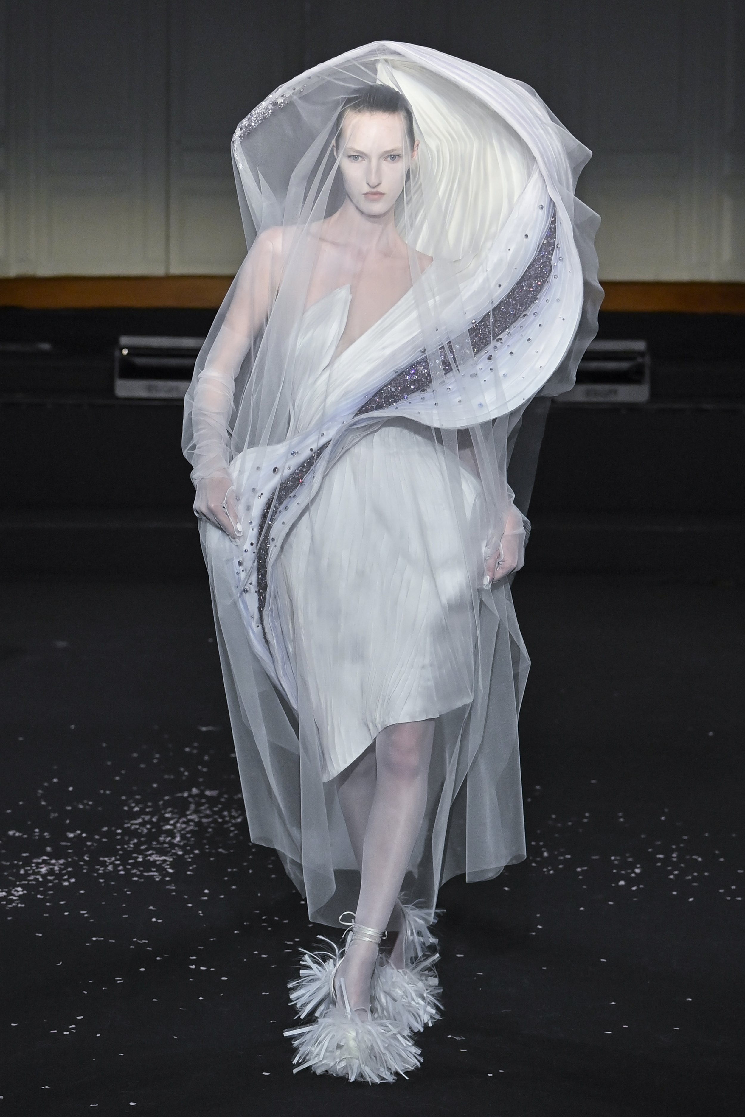 cheney-chan-wows-with-his-butterfly-and-floral-inspired-collection-during-the-fall-couture-2024-fashio-week-seele-magazine-allyson-portee 15.JPG