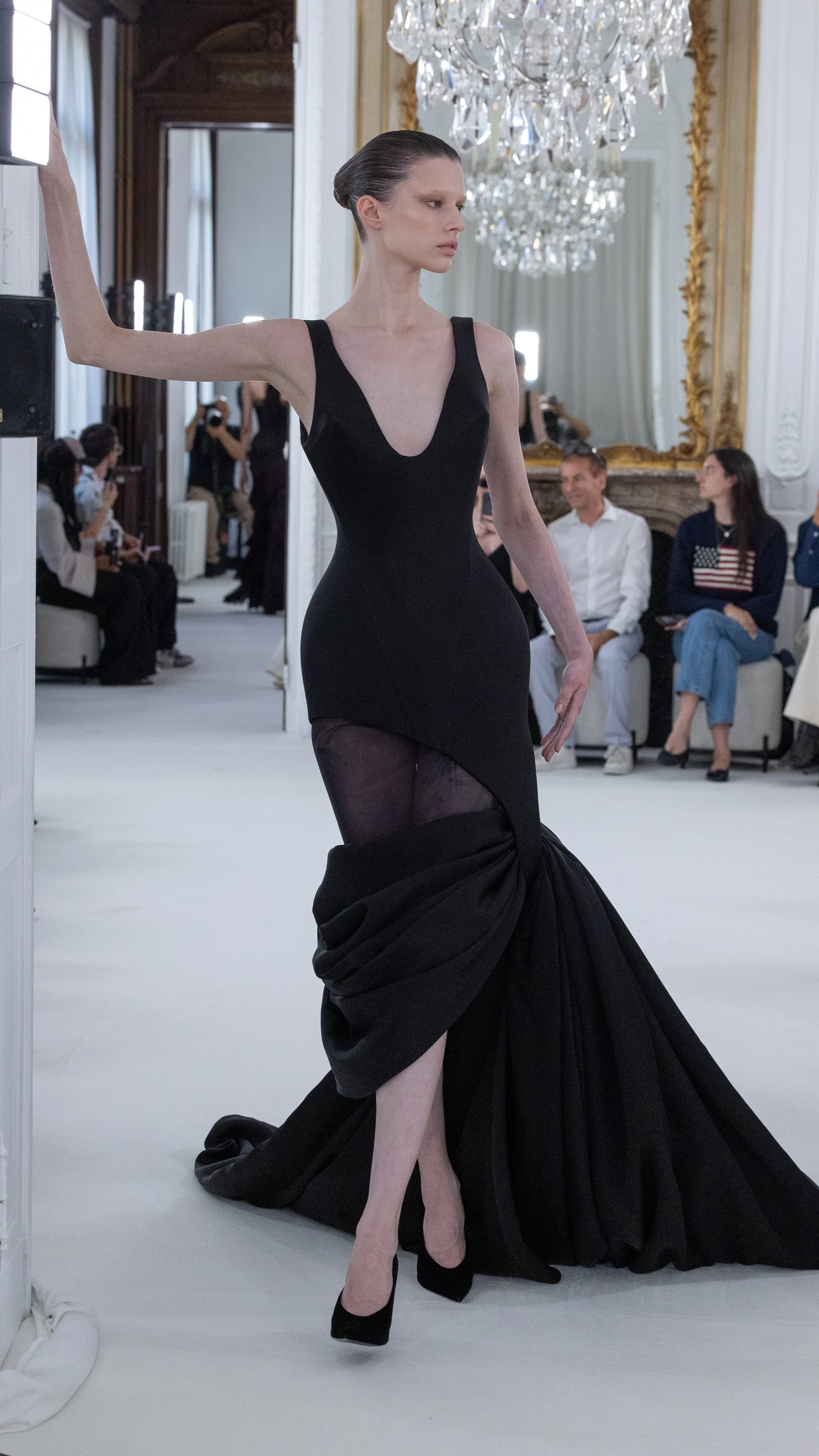 cardi-b-stuns-at-ashi-studios-fall-winter-2025-couture-show-seele-magazine-allyson-portee 12.JPG