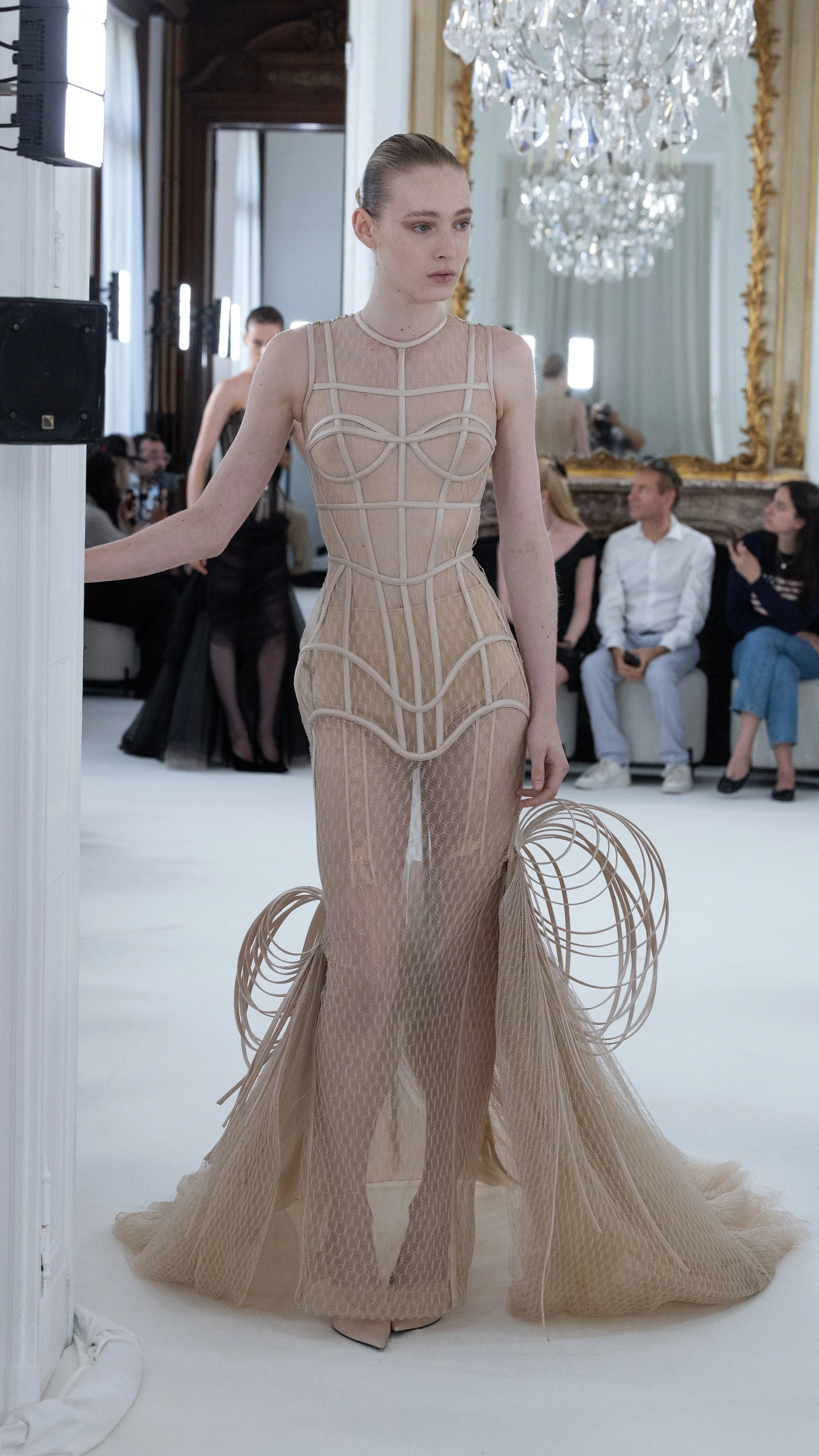 cardi-b-stuns-at-ashi-studios-fall-winter-2025-couture-show-seele-magazine-allyson-portee 15.JPG