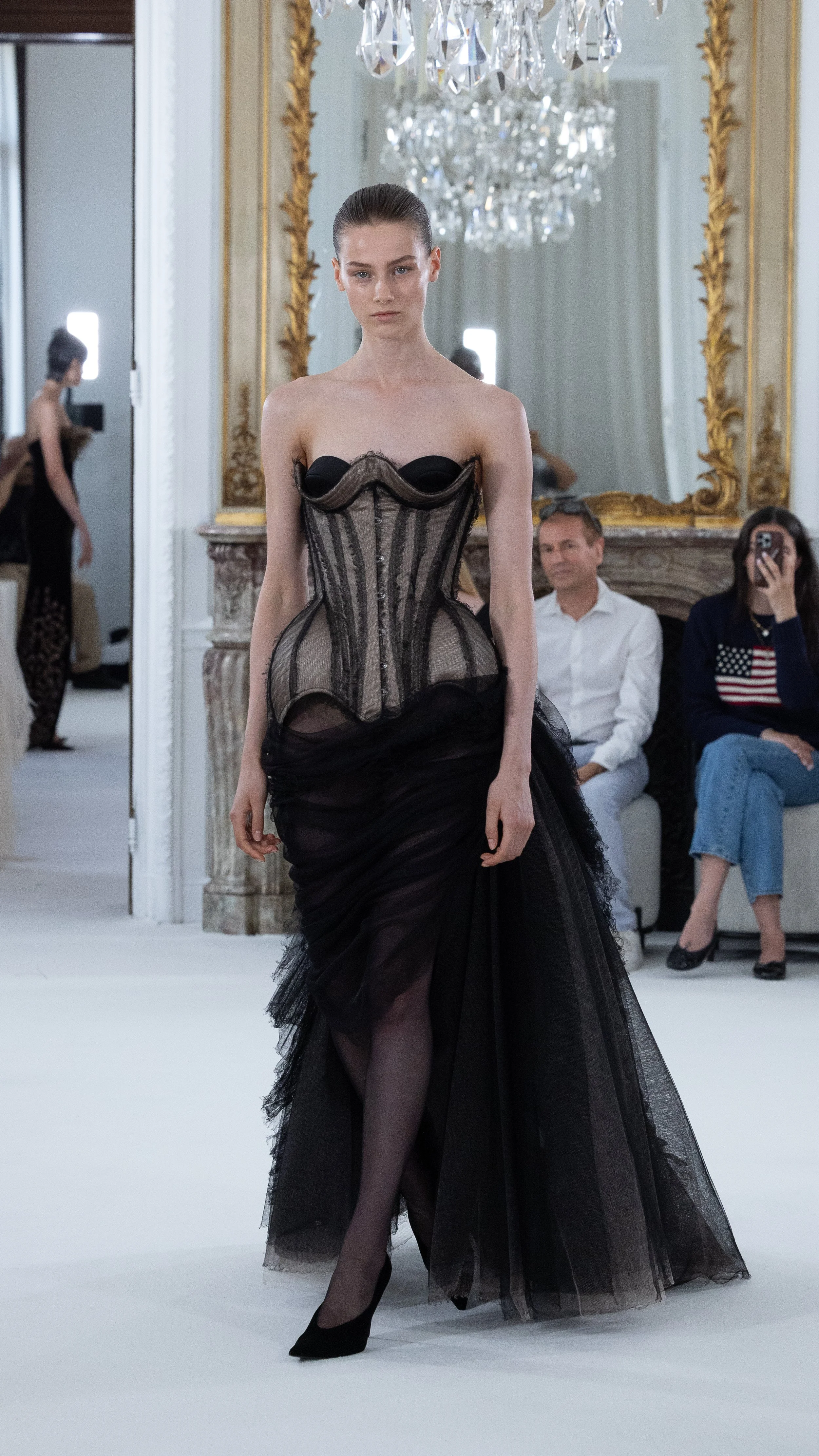 cardi-b-stuns-at-ashi-studios-fall-winter-2025-couture-show-seele-magazine-allyson-portee 16.JPG