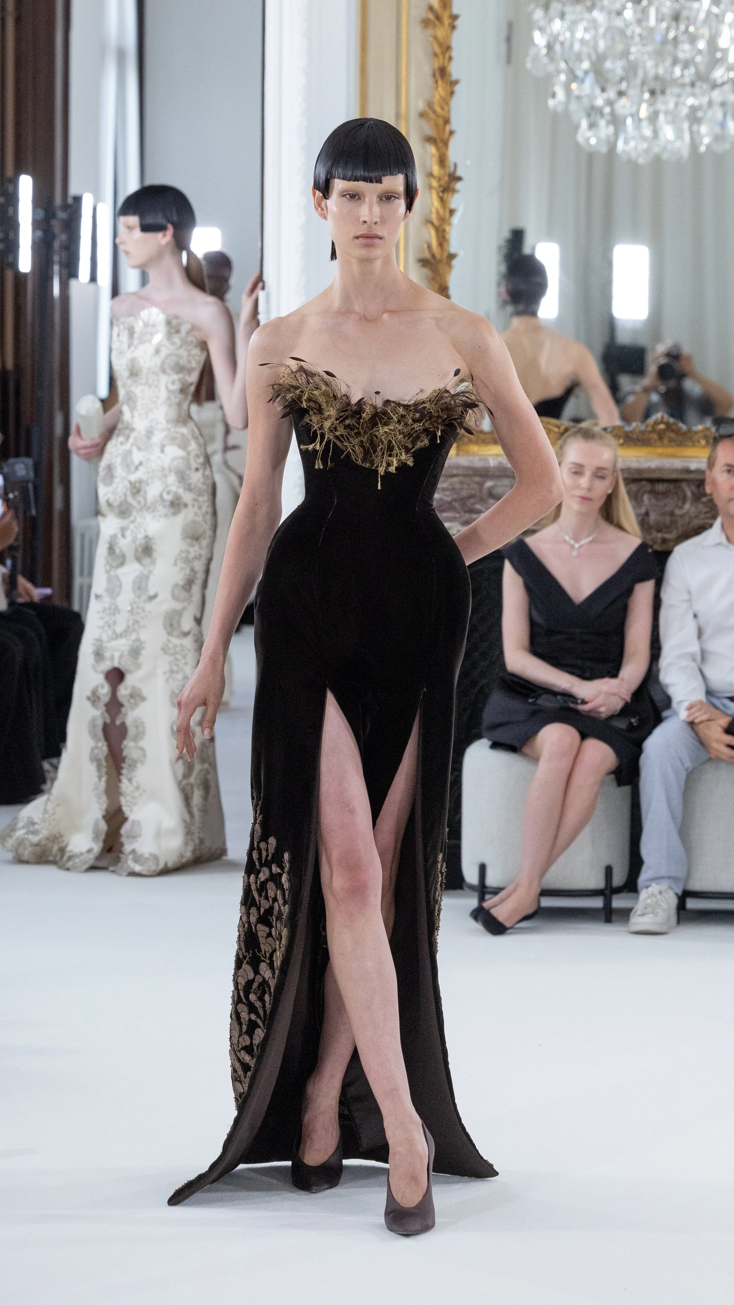 cardi-b-stuns-at-ashi-studios-fall-winter-2025-couture-show-seele-magazine-allyson-portee 18.JPG