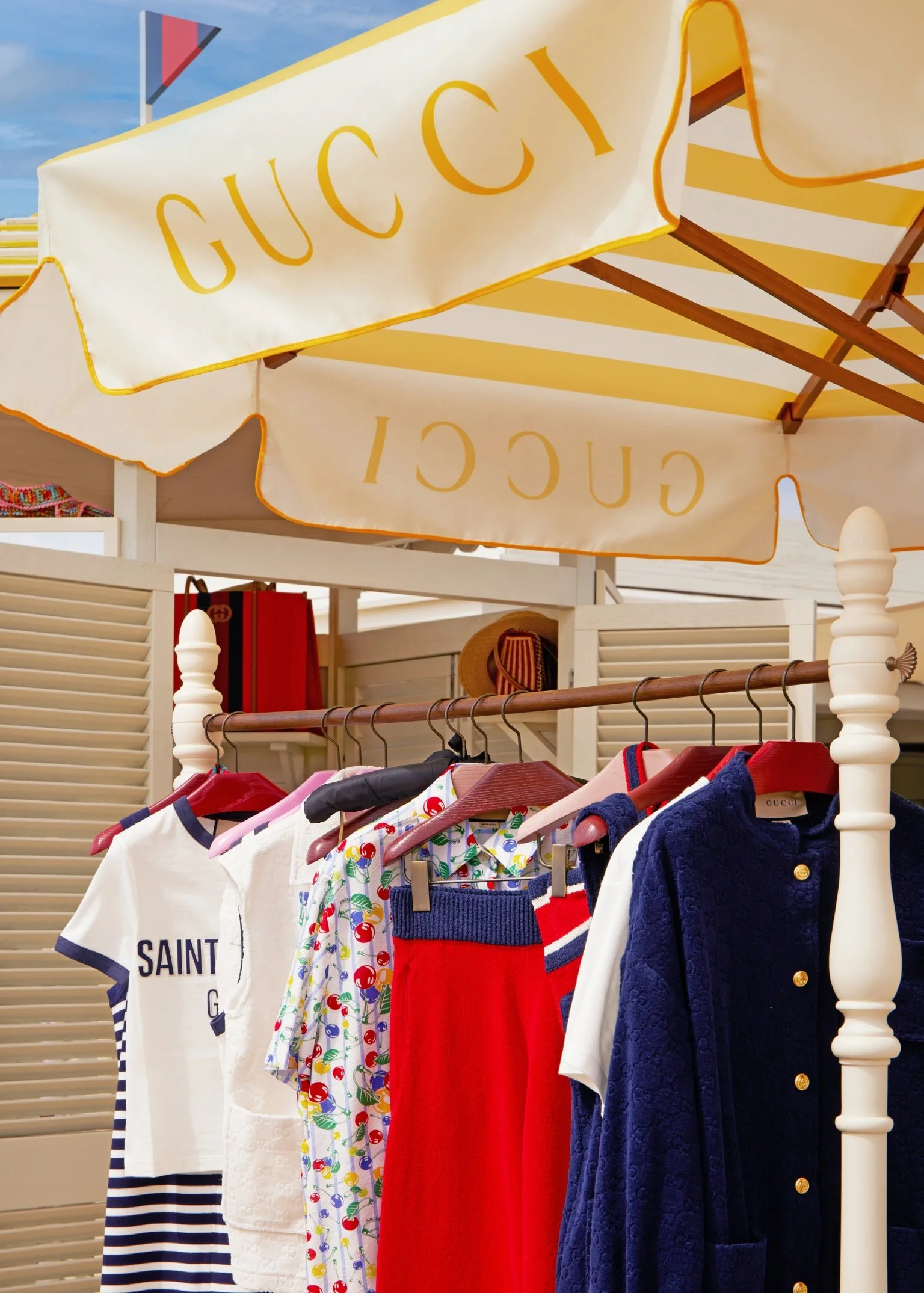 5-luxury-fashion-beach-clubs-and-a-sky-bar-seele-magazine 8.jpg