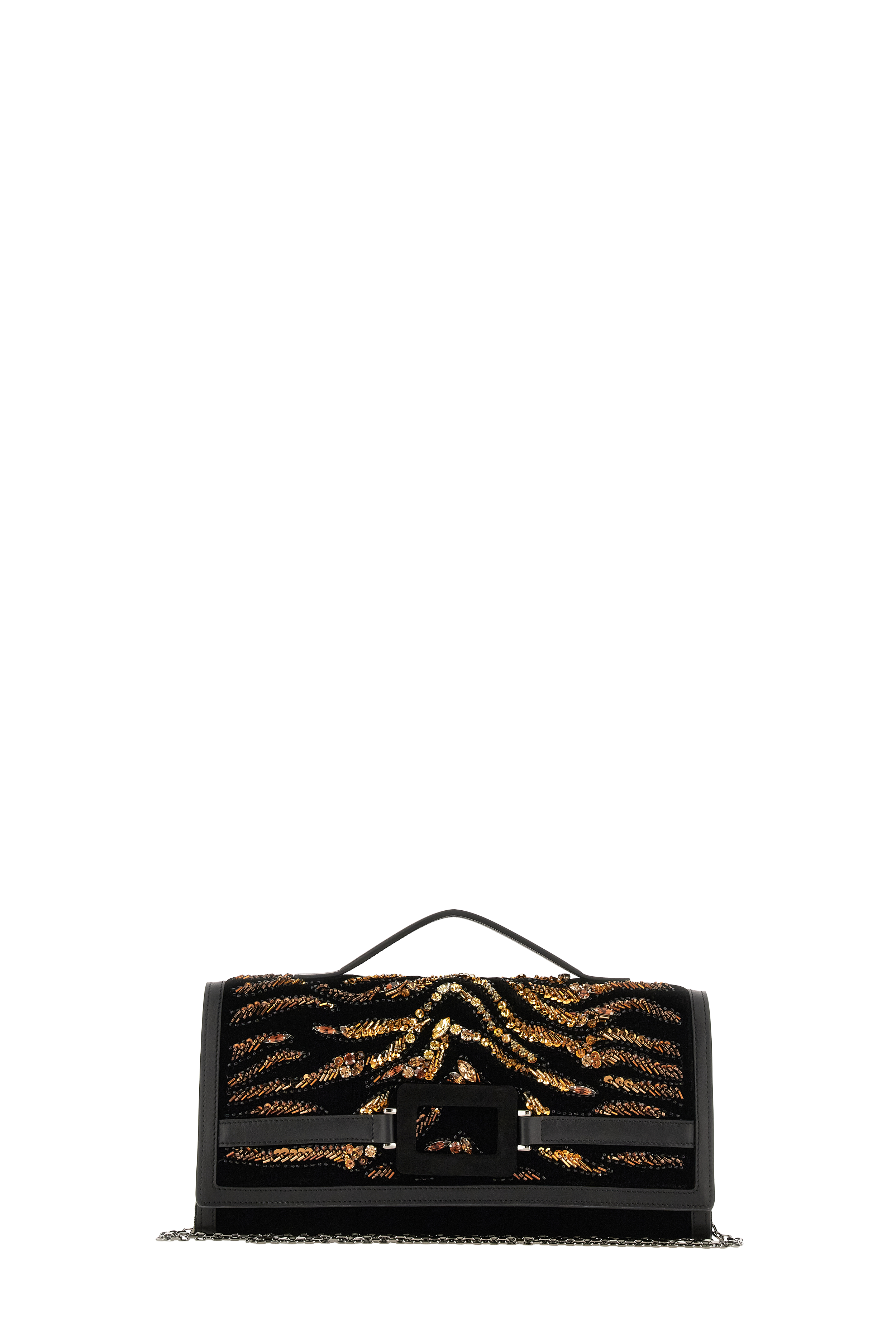 gherardo-felloni-invites-women-into-a-world-of-passion-during-paris-fashion-week-seele-magazine 7.png