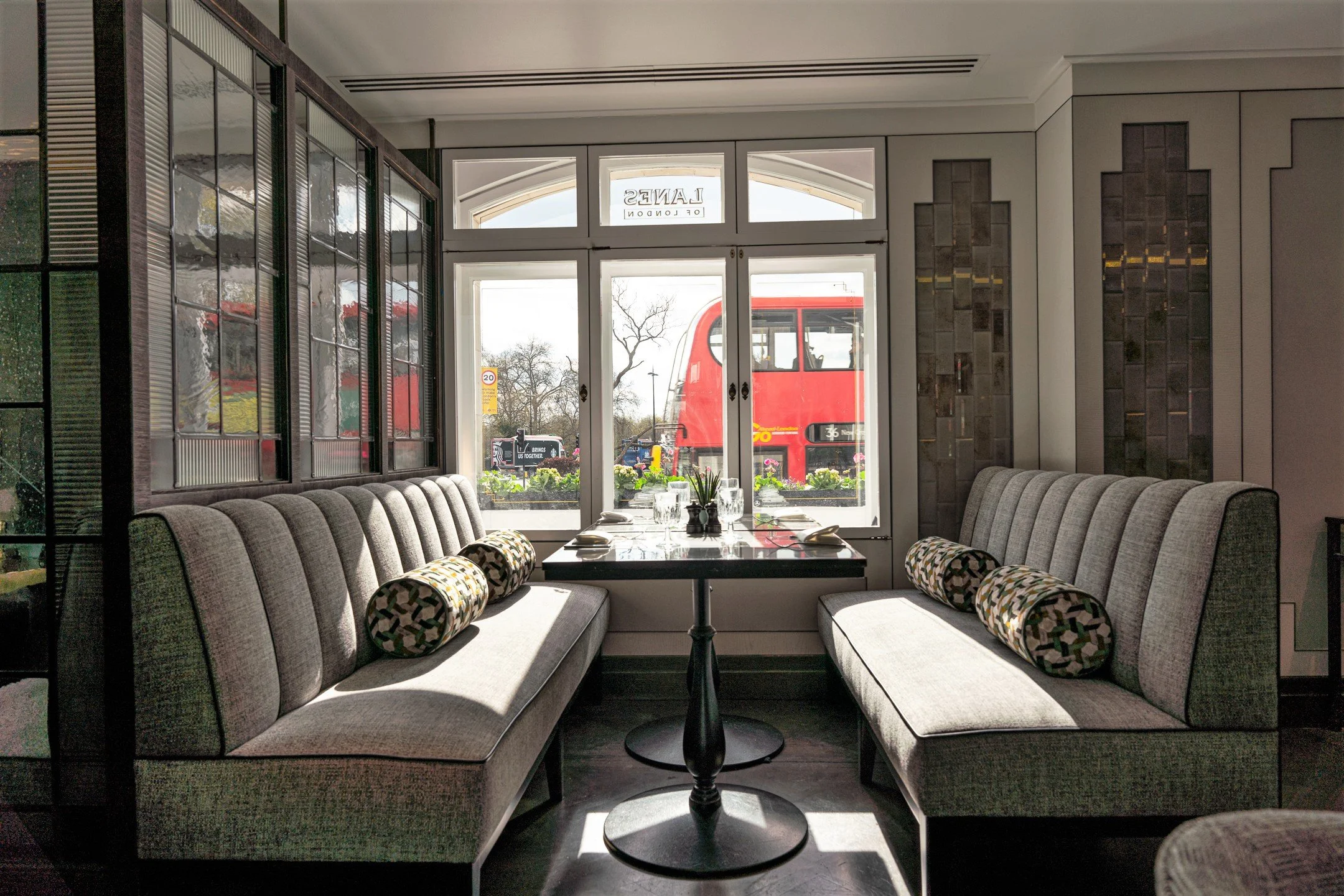 review-the-london-marriott-hotel-park-lane-seele-magazine 3.jpg