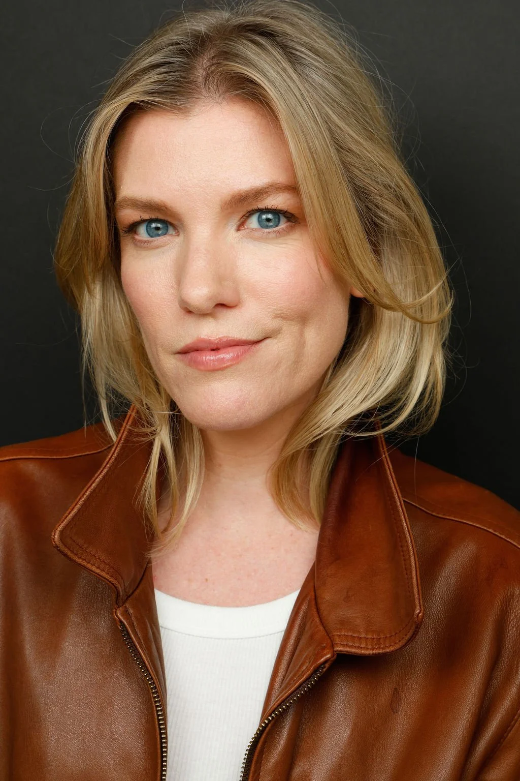 Podcast Episode 117: Hollywood Screenwriter Julia Yorks Talks Self-Worth, Self-Love, And The Impact Of Media on Perceptions Of Love And Relationships